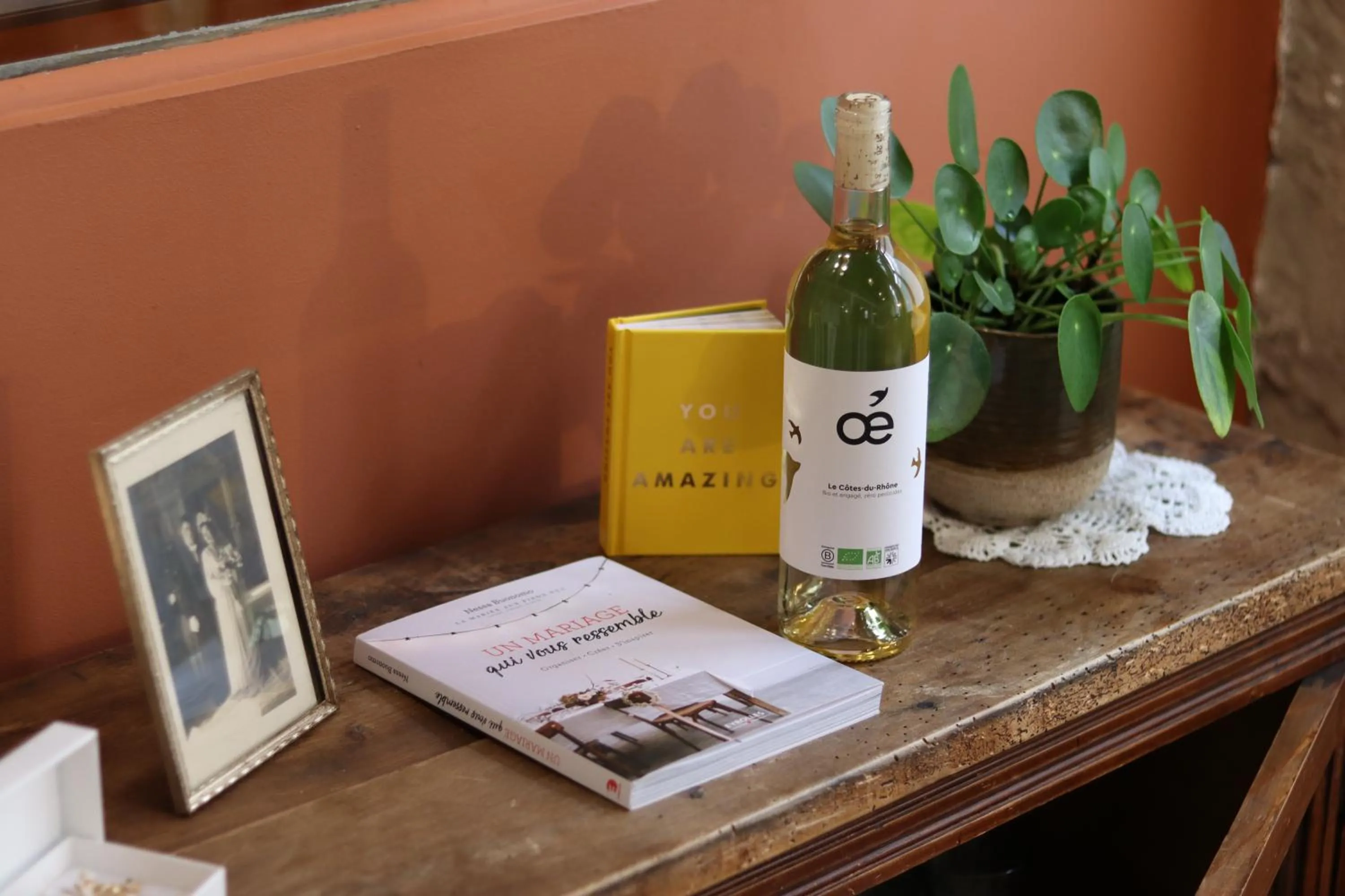 Lounge or bar in Esteem Tour Eiffel