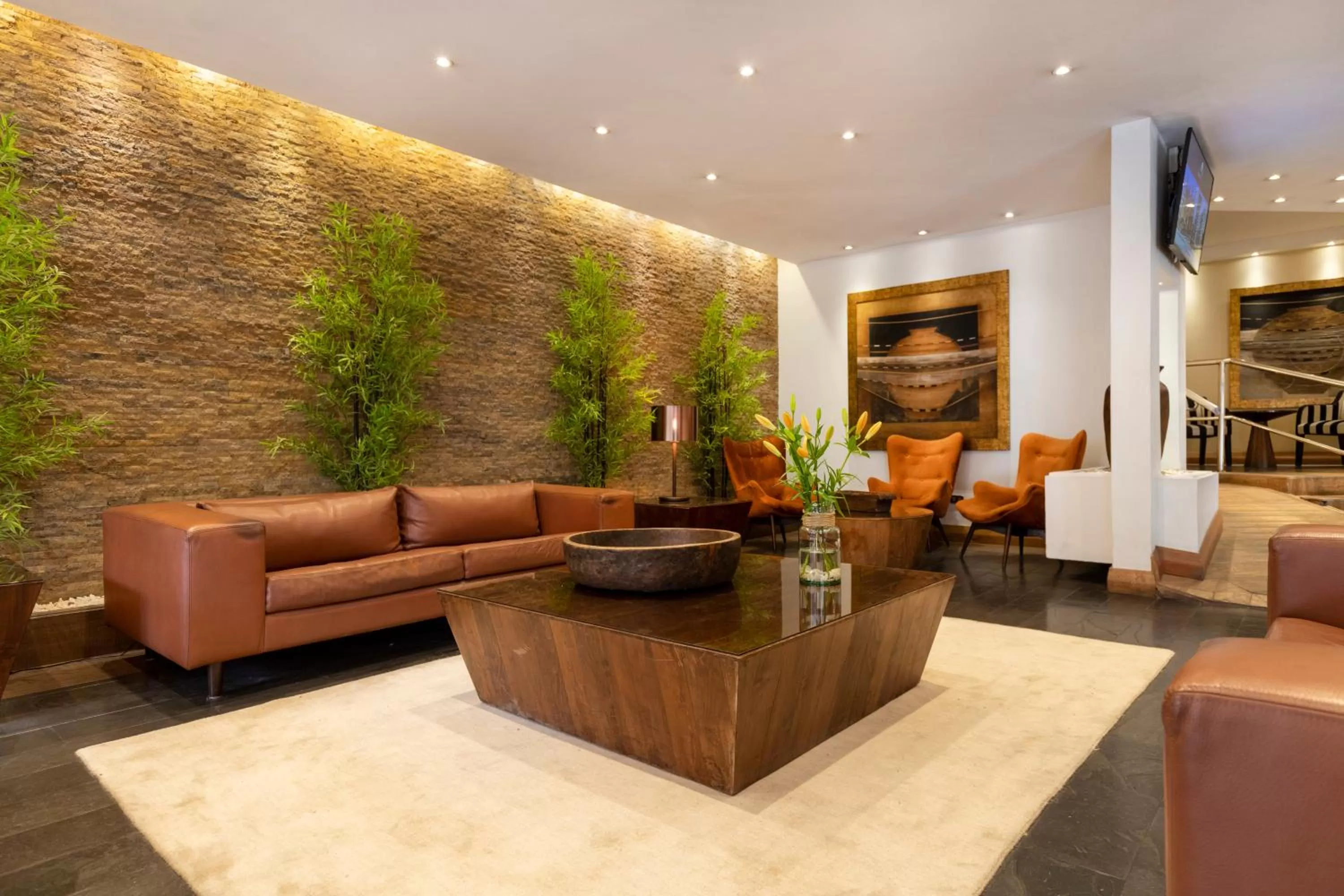 Property building in Best Western Marina del Rey