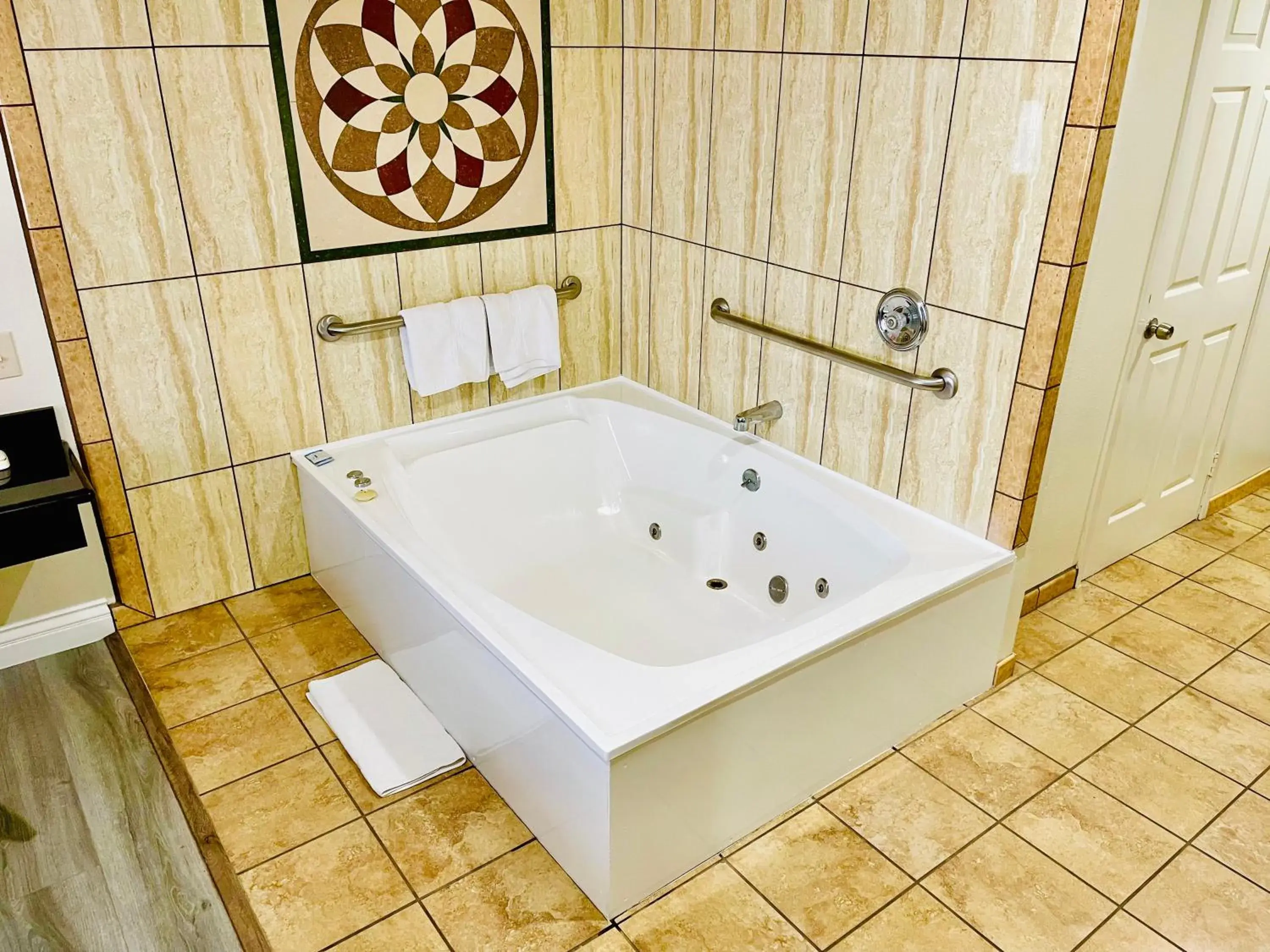 Bathroom in Best Inn