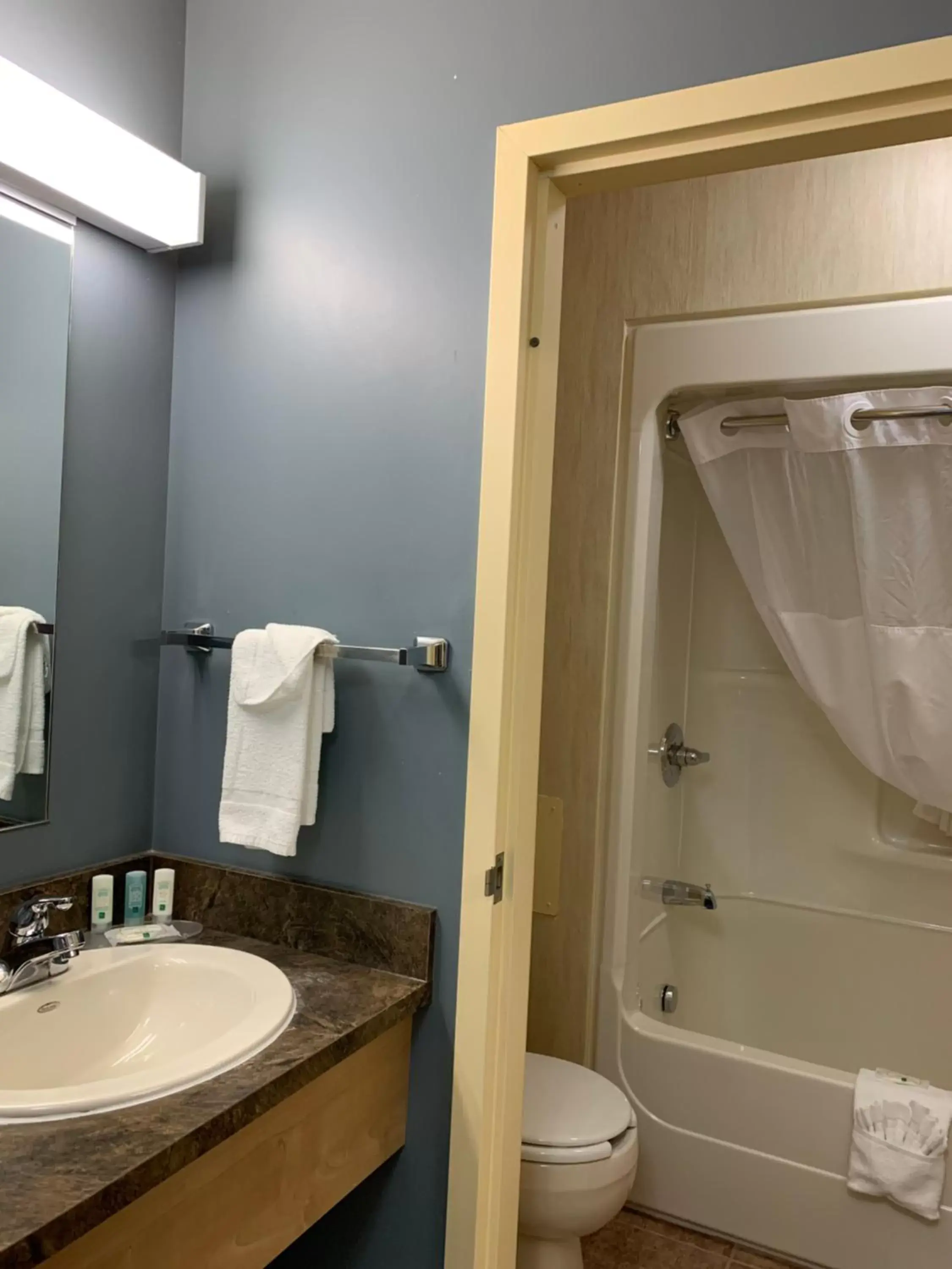 Bathroom in Quality Inn Riviere-Du-Loup