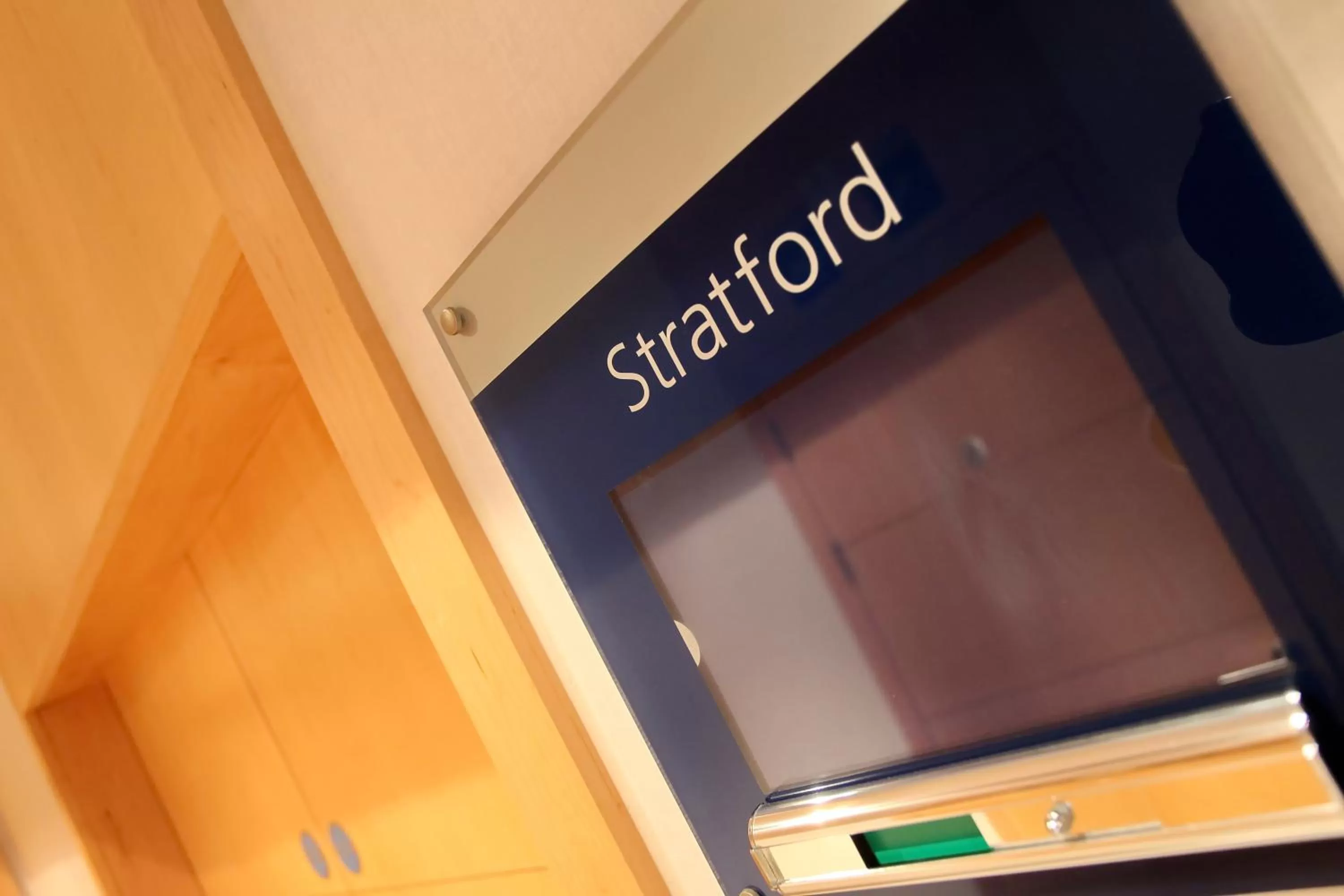 Meeting/conference room in Holiday Inn Express Birmingham Redditch by IHG