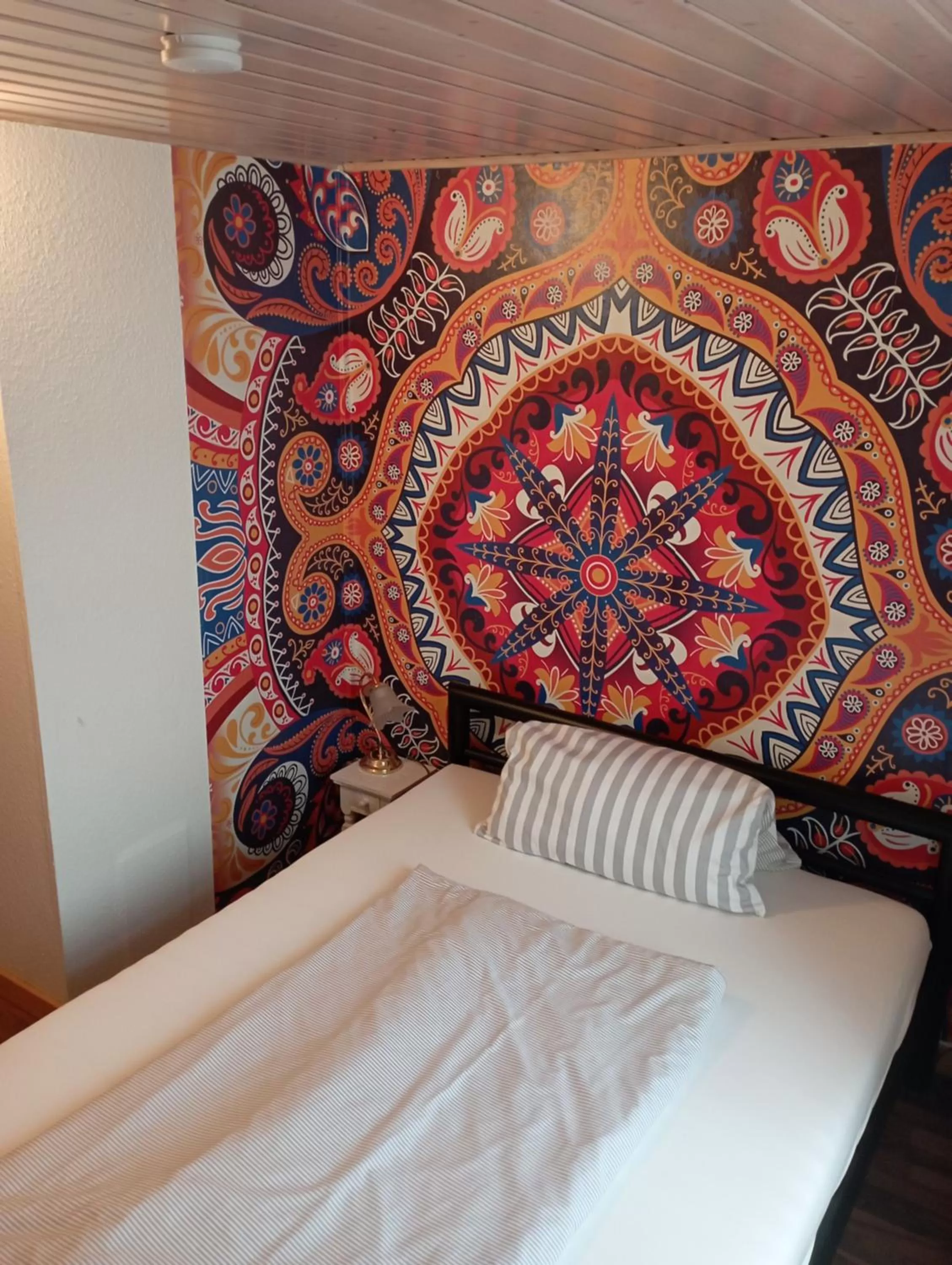 Photo of the whole room, Bed in Hotel-Restaurant-Krone