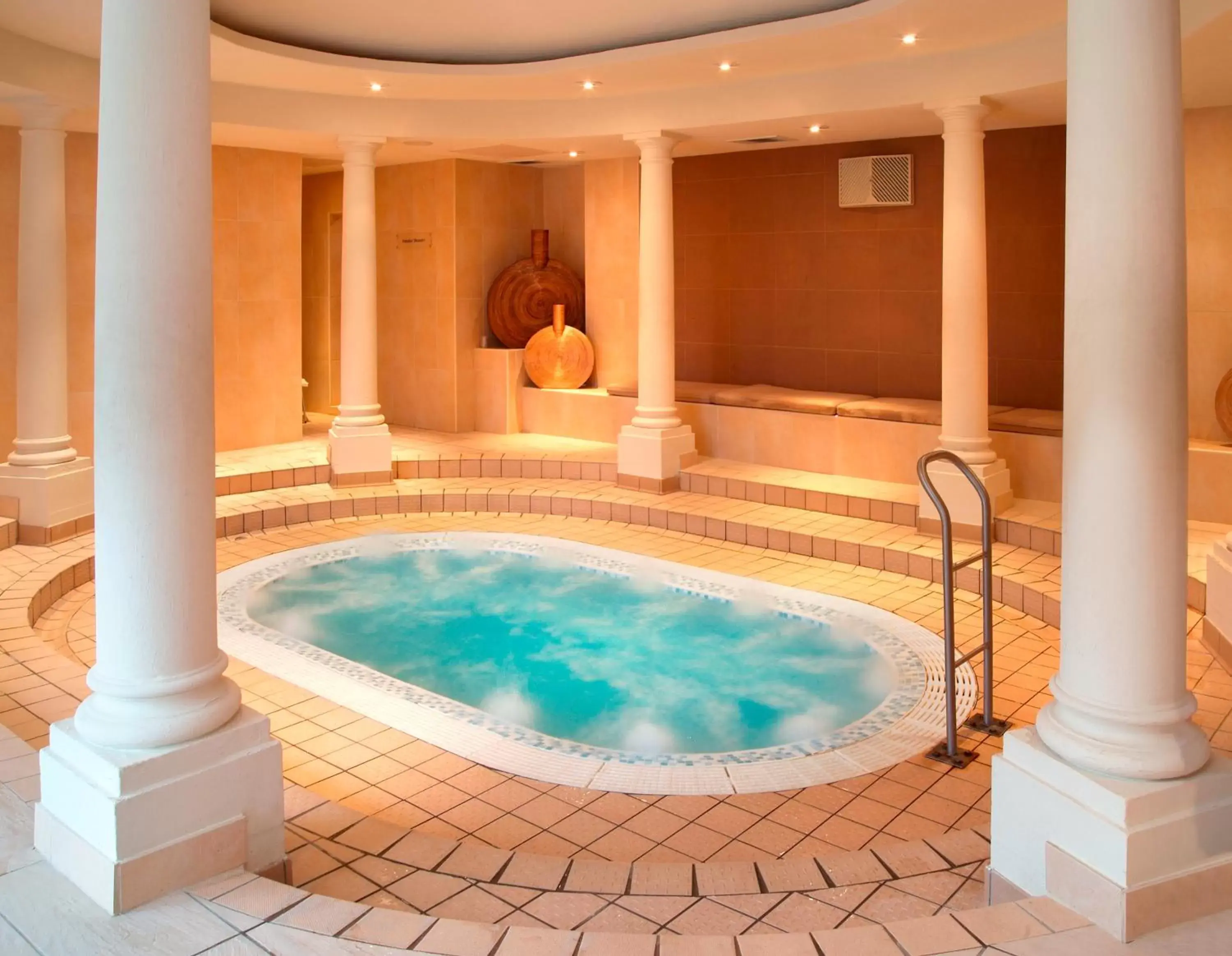Spa and wellness centre/facilities, Swimming Pool in Hythe Imperial Hotel, Spa & Golf