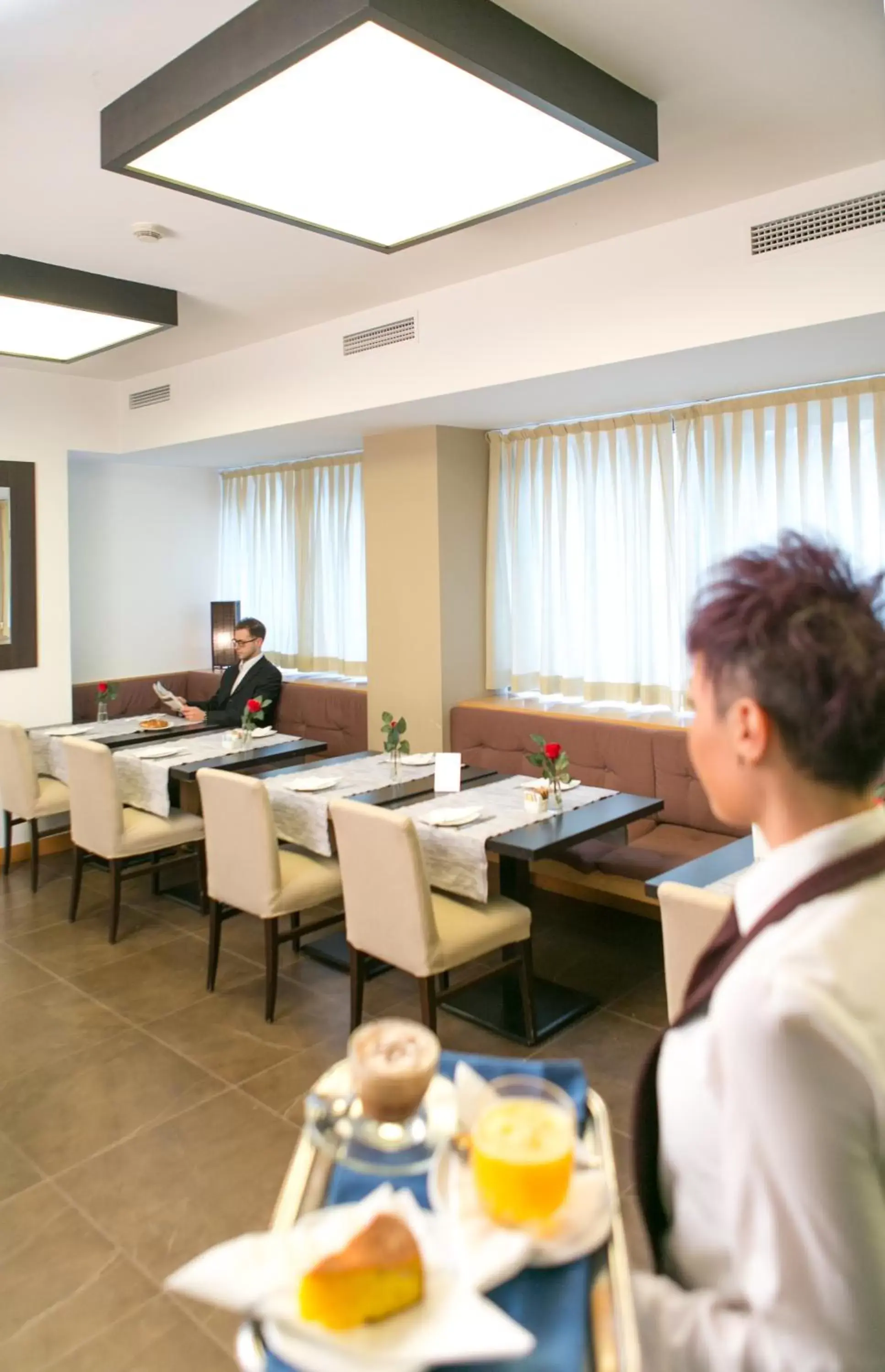 Lounge or bar in Hotel Touring Lounge or bar in Hotel Touring