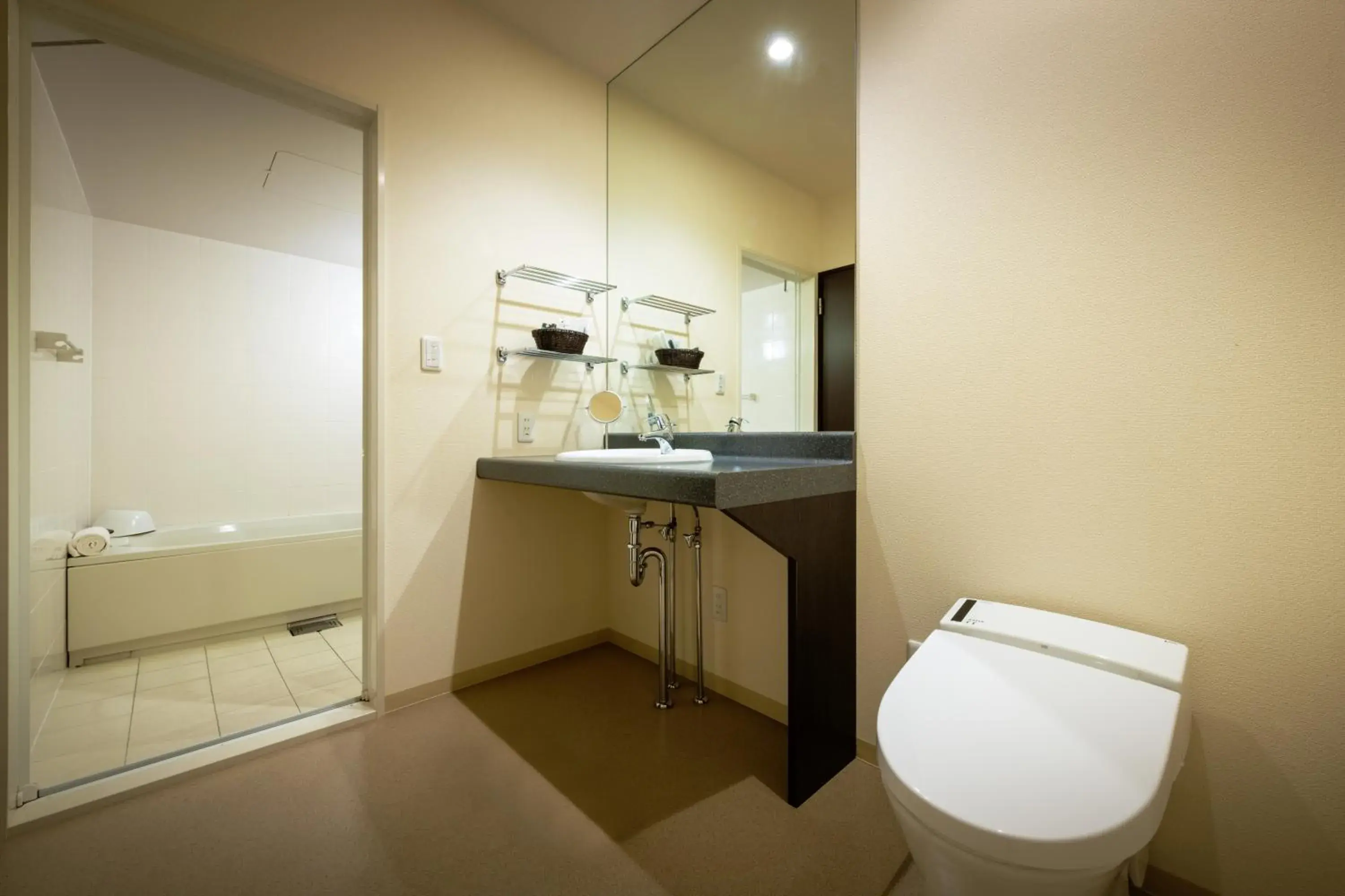 Photo of the whole room, Bathroom in Villa Concordia Resort & Spa