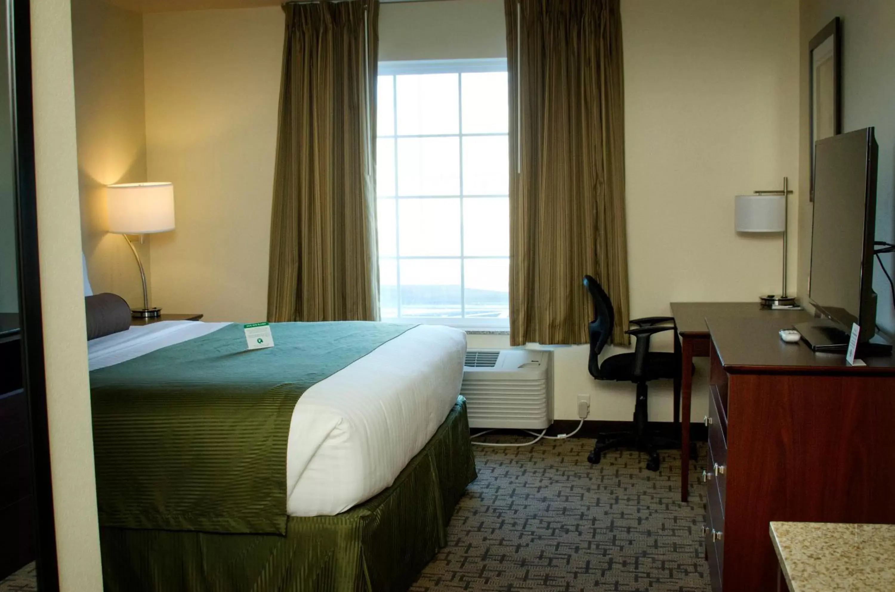 Bed in Cobblestone Inn & Suites - Soda Springs Bed in Cobblestone Inn & Suites - Soda Springs
