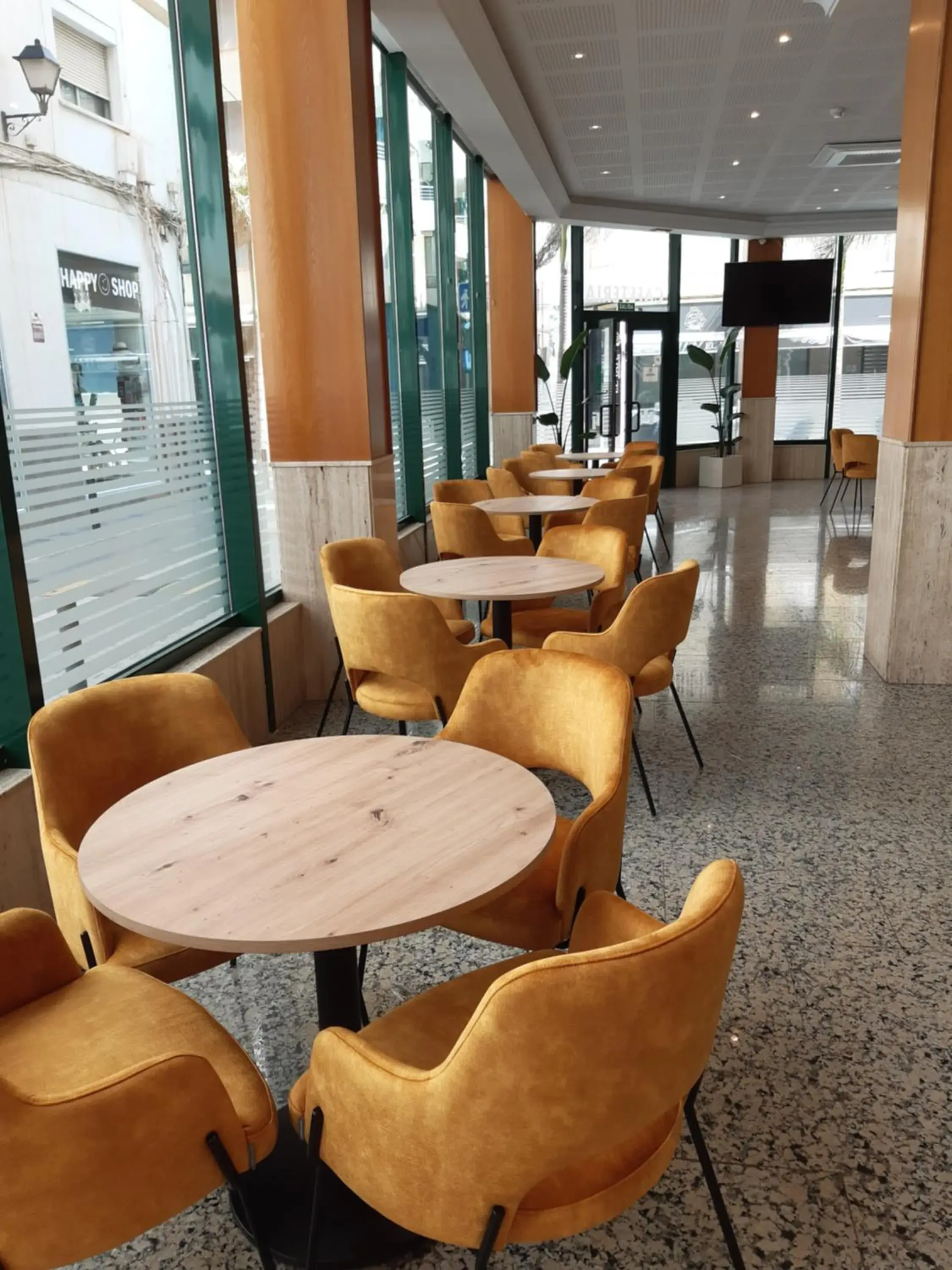 Seating area, Lounge/Bar in Hotel Torremar