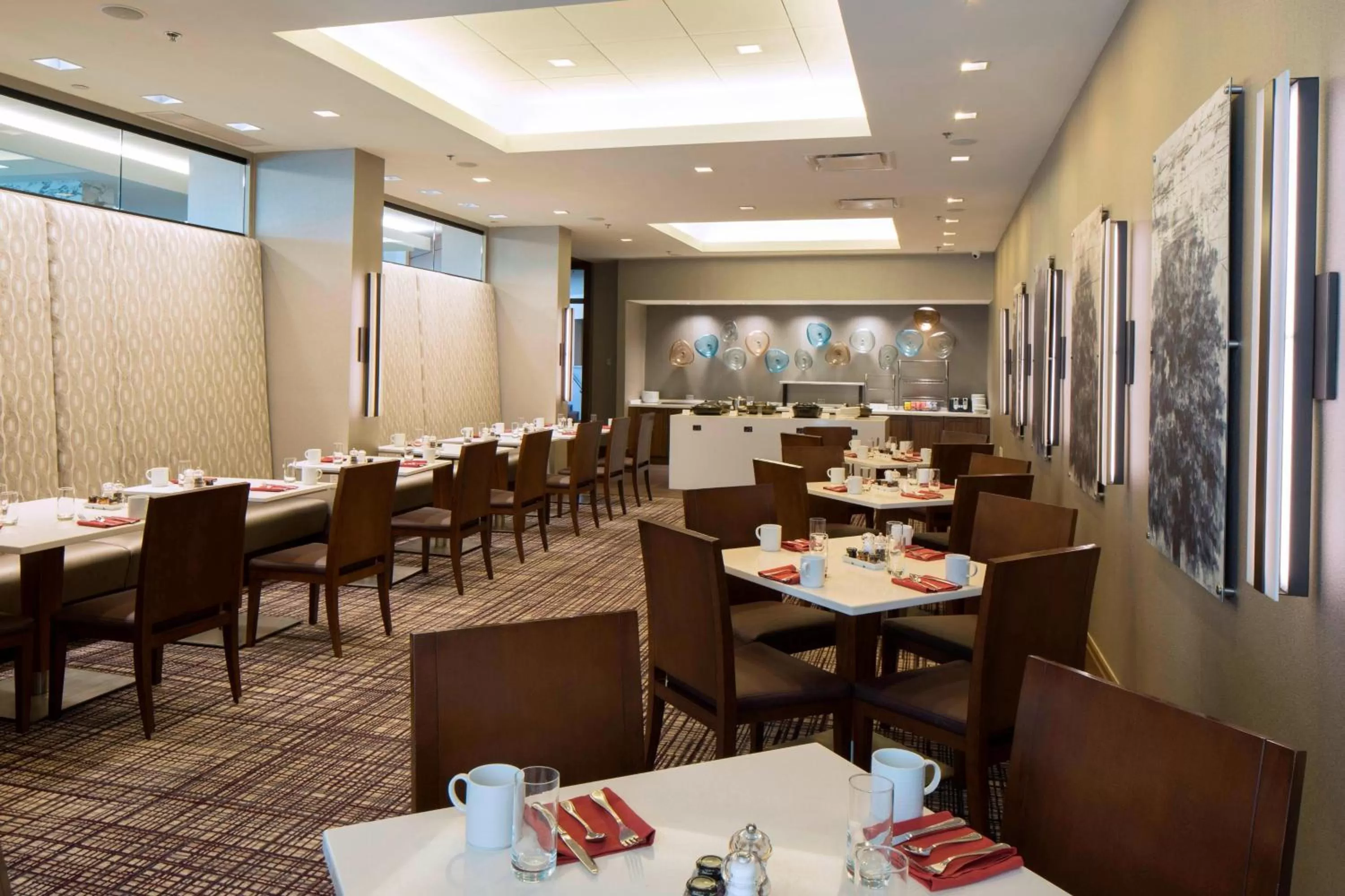 Restaurant/places to eat in Hanover Marriott