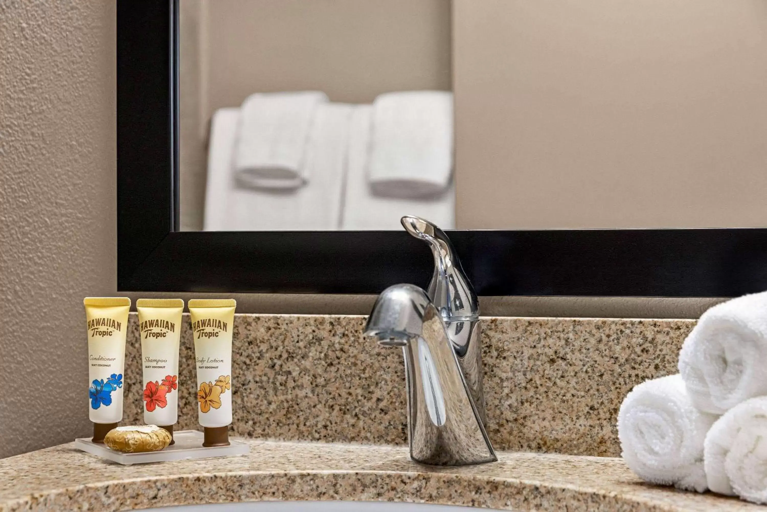 TV and multimedia, Bathroom in IBAN Hotel, Trademark Collection by Wyndham