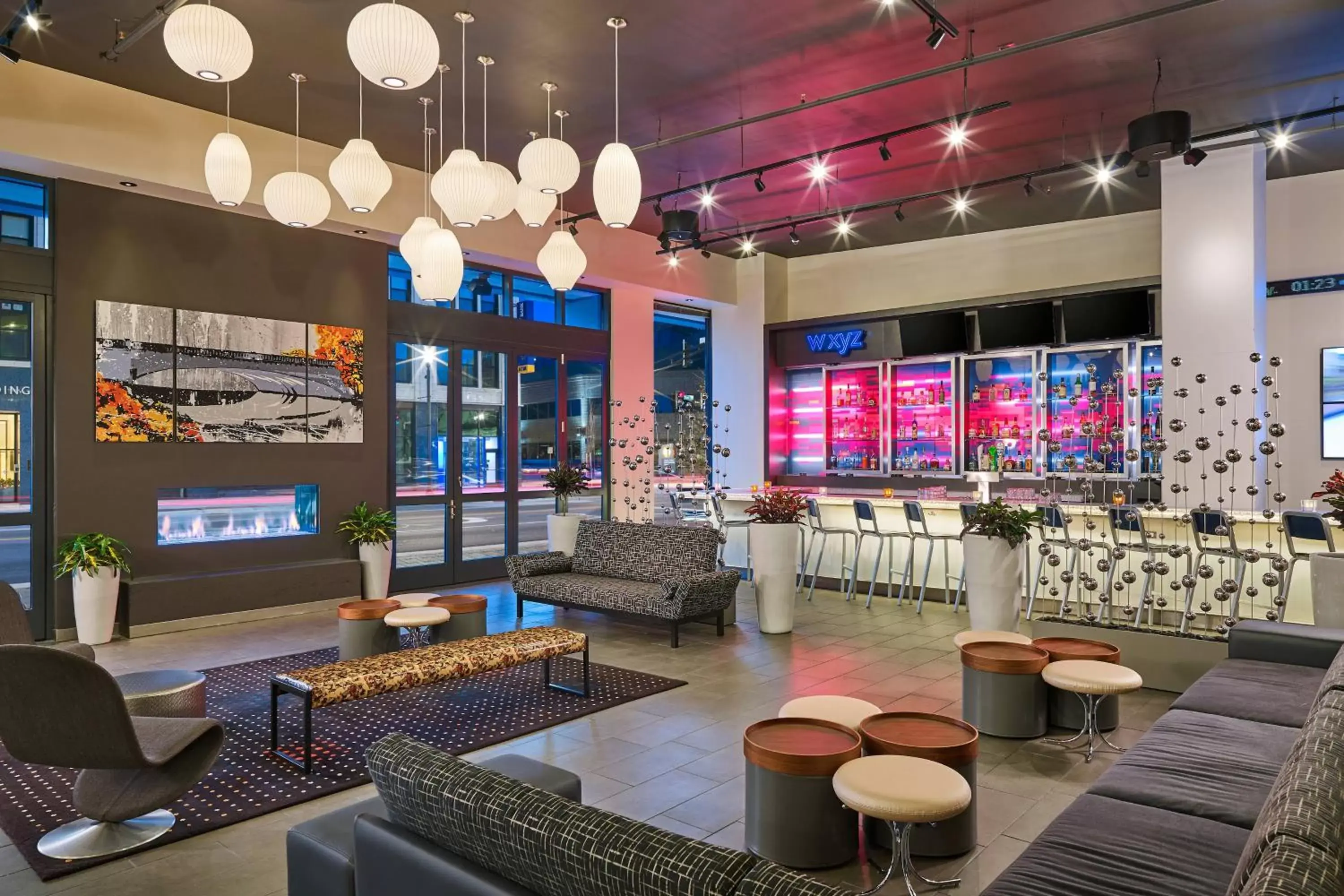 Restaurant/places to eat in Aloft South Bend