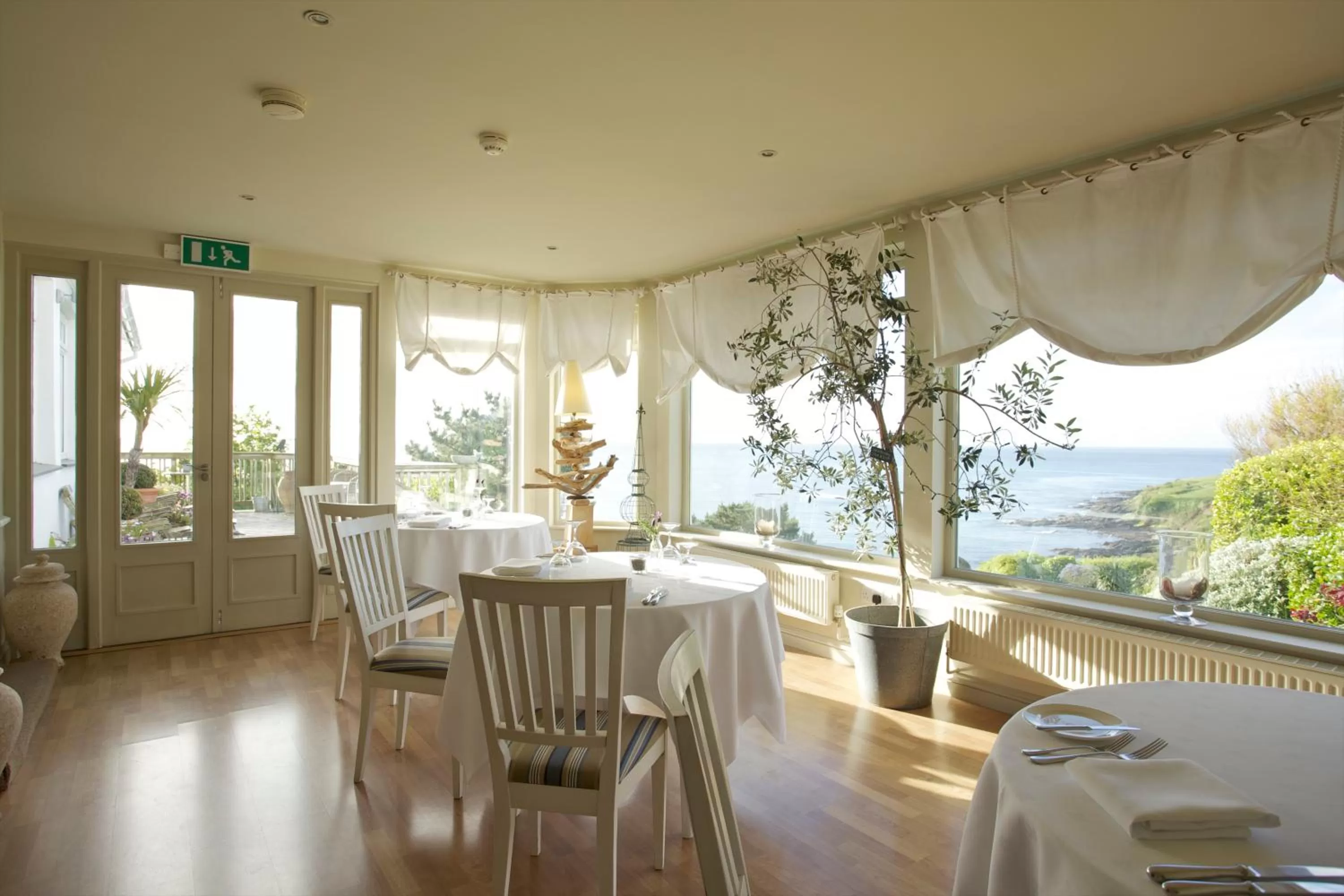 Dining area in Driftwood B&B