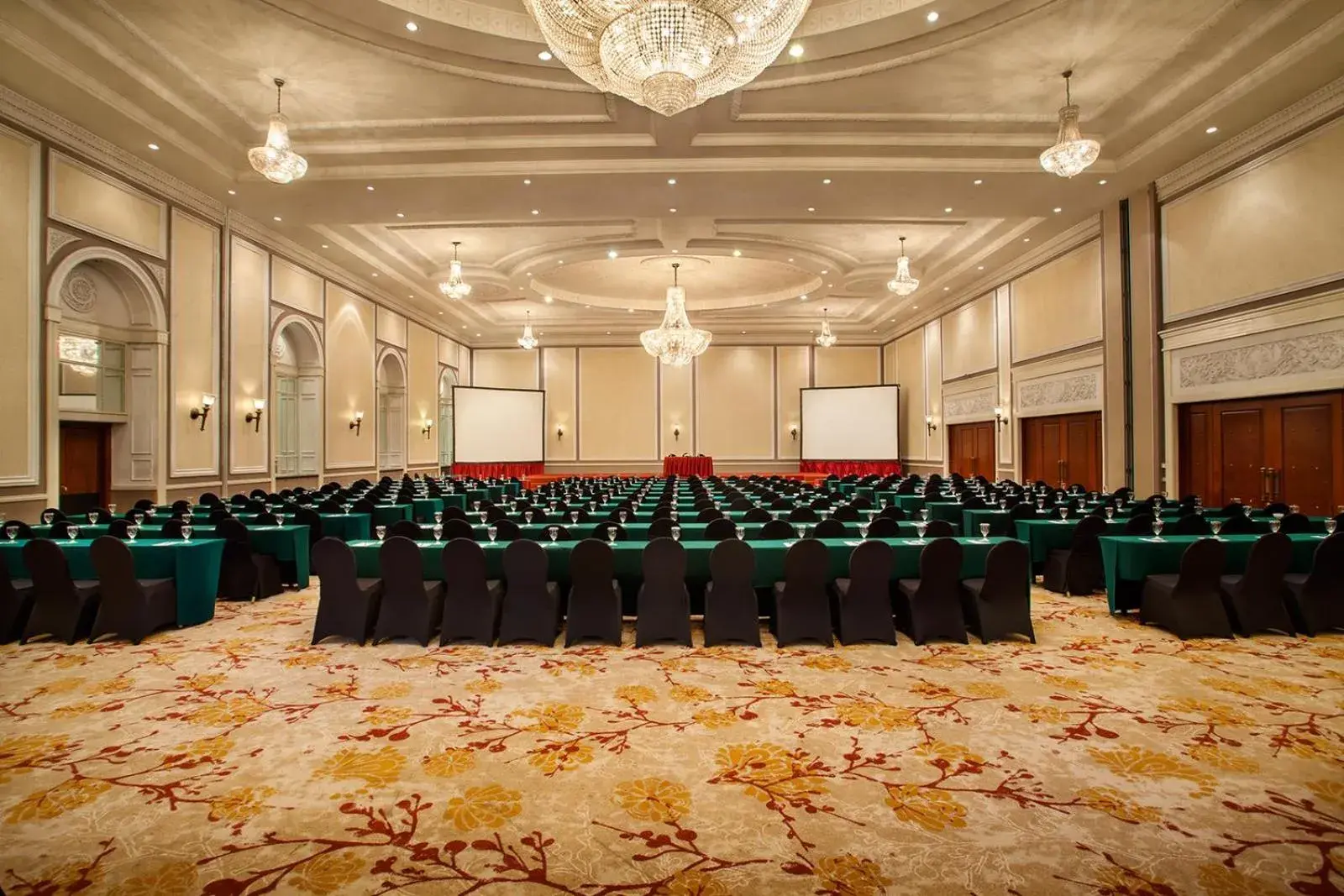 Banquet/Function facilities, Business Area/Conference Room in Menara Peninsula Hotel