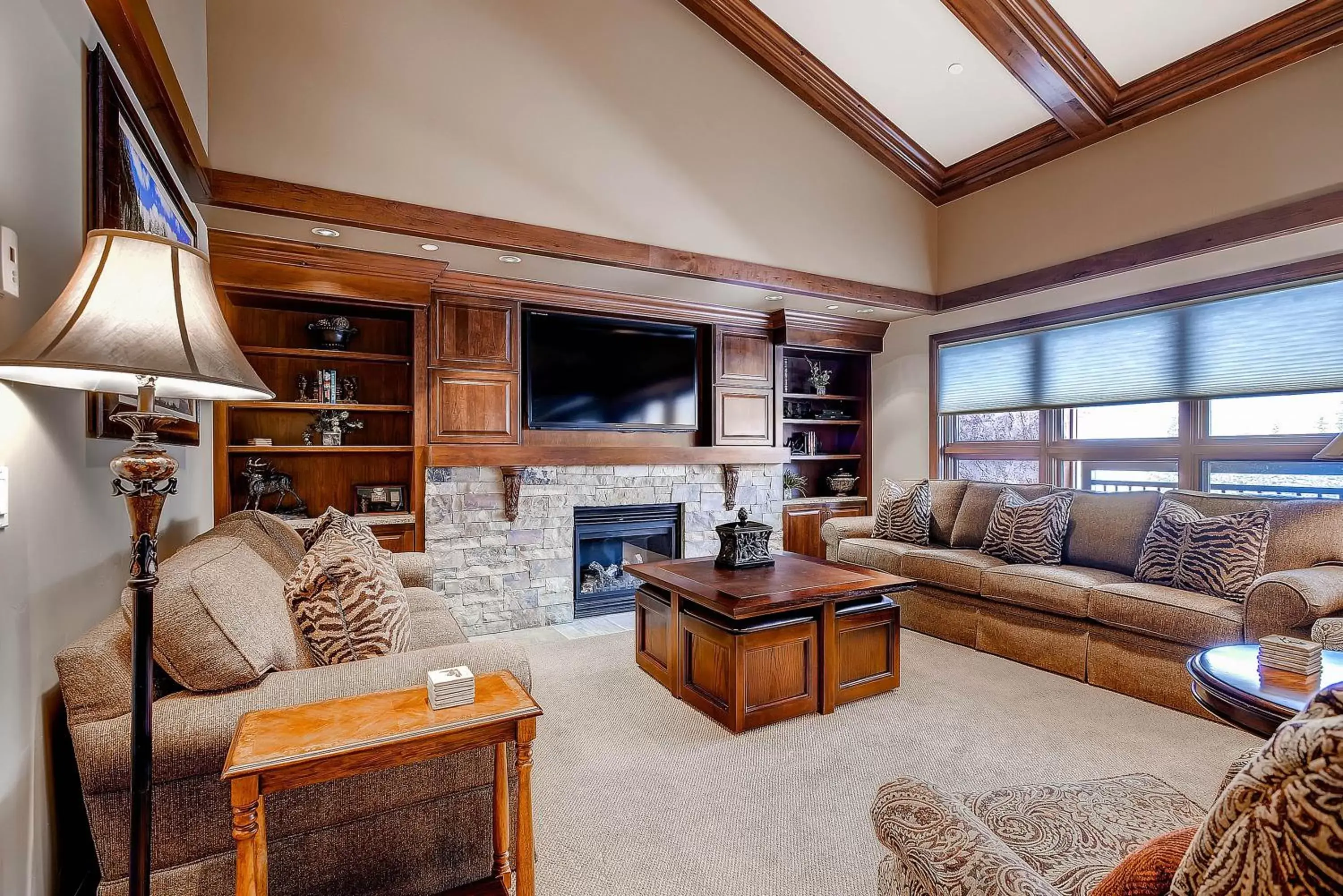 Seating Area in Lion Square Lodge