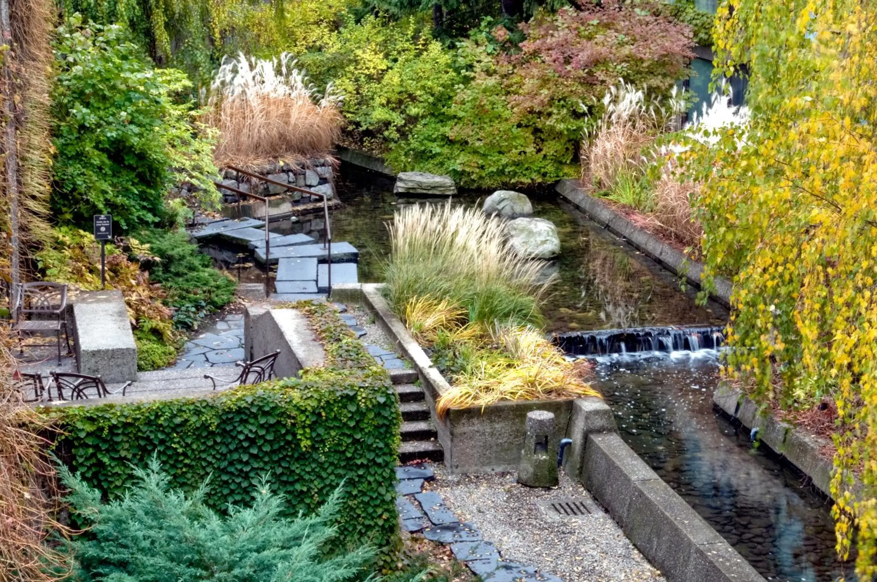 Garden, Garden View in Hotel Bonaventure Montreal