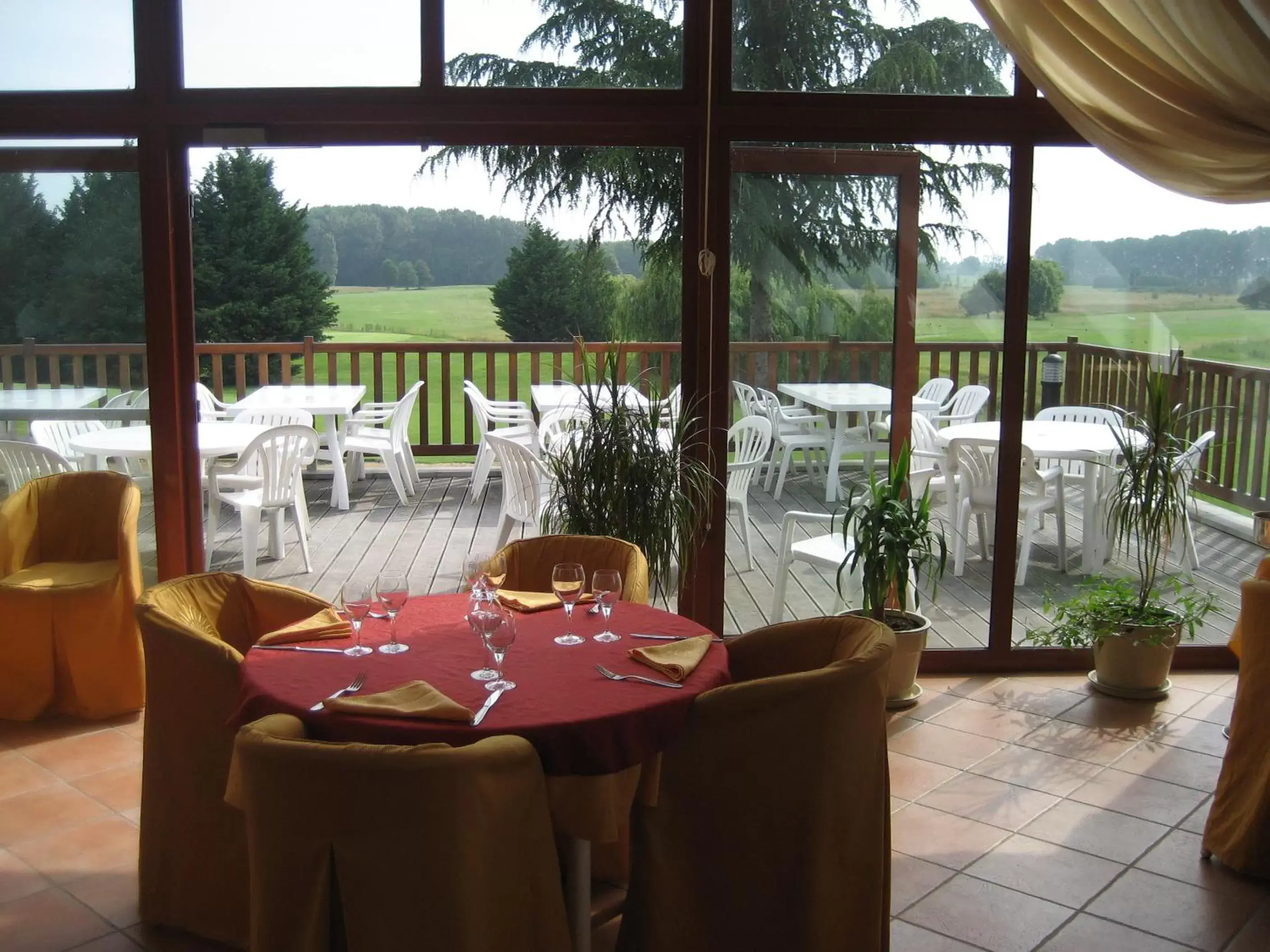 Restaurant/Places to Eat in Golf Hotel de la Carte