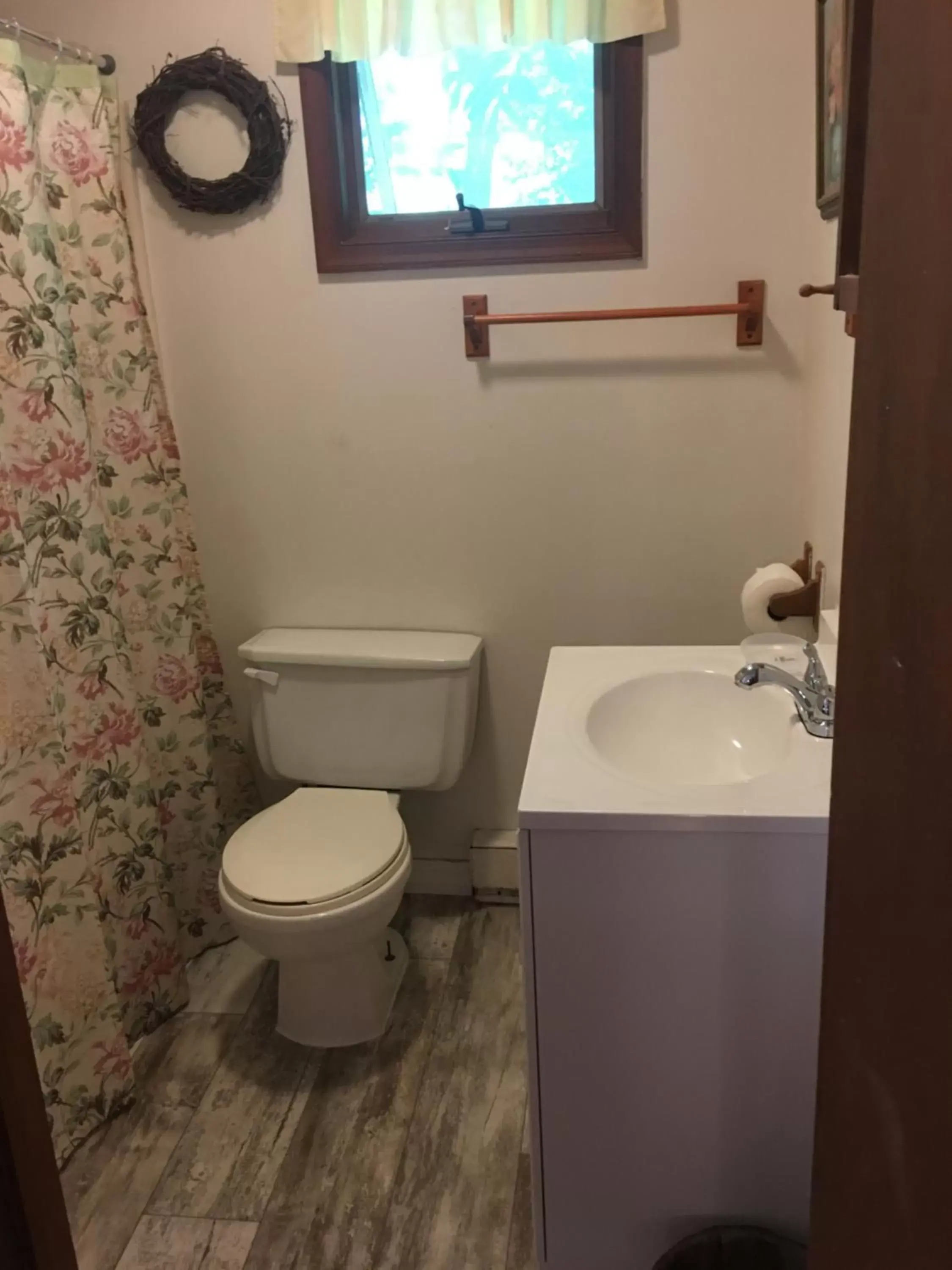 Bathroom in Echo Valley Cottages