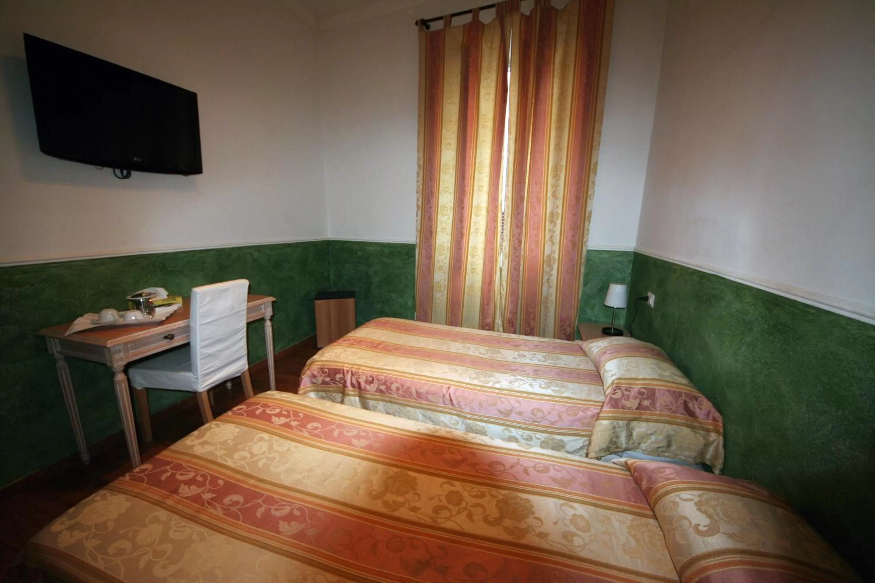 Photo of the whole room, Bed in Residenza Ki