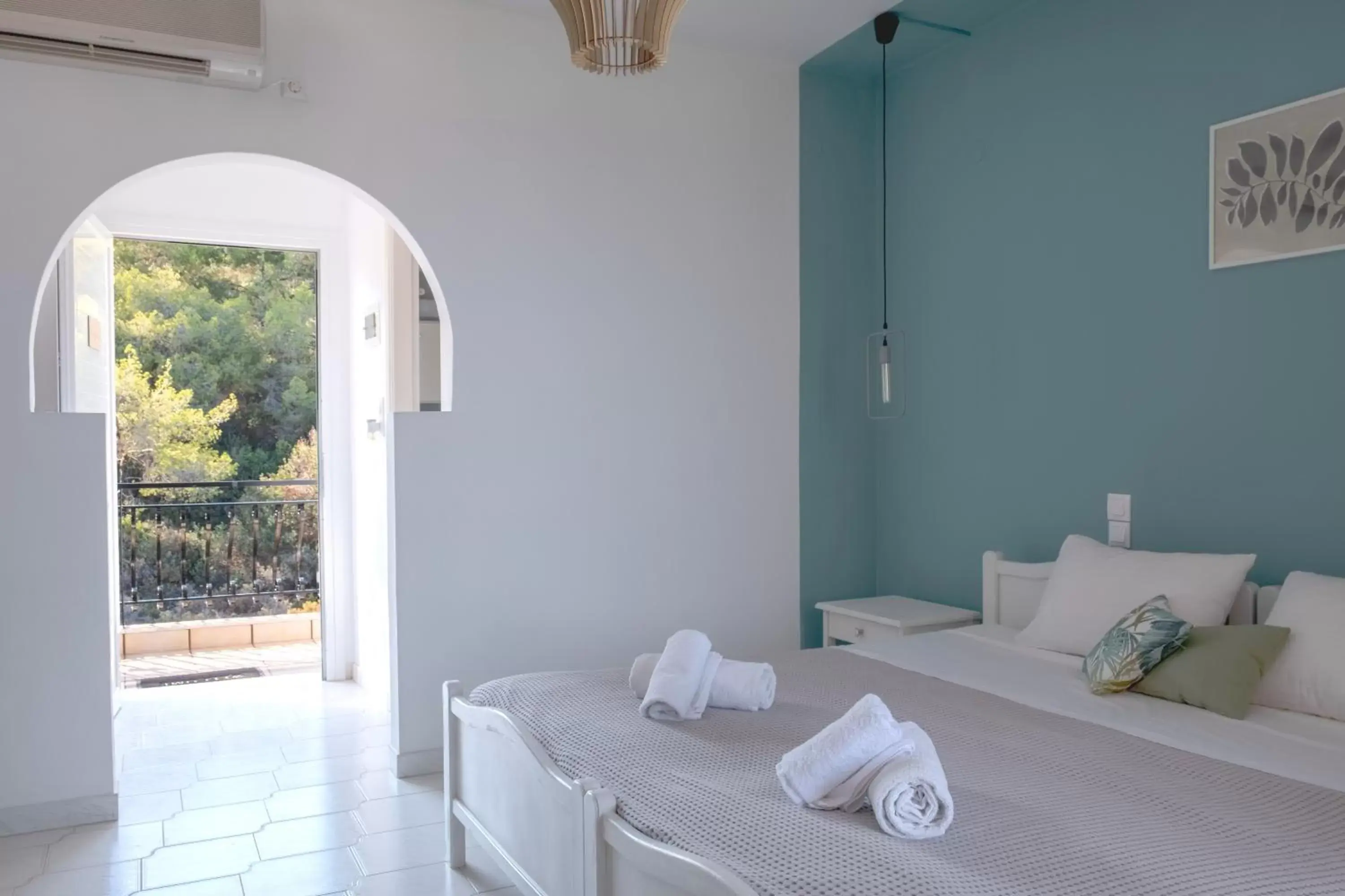 Bed in Pefkides Aegina Boutique Apartments