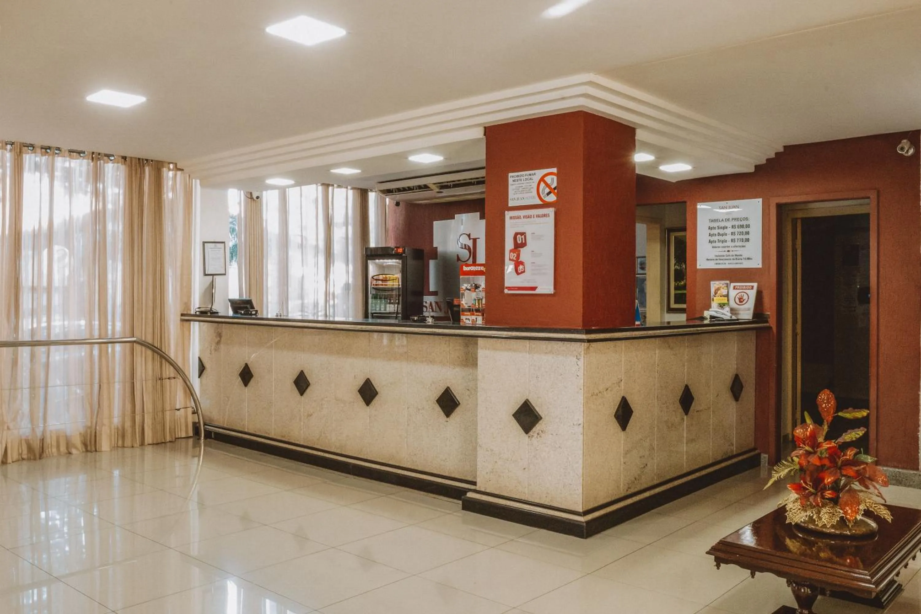 Property building in SJ Tour - San Juan Foz do Iguaçu