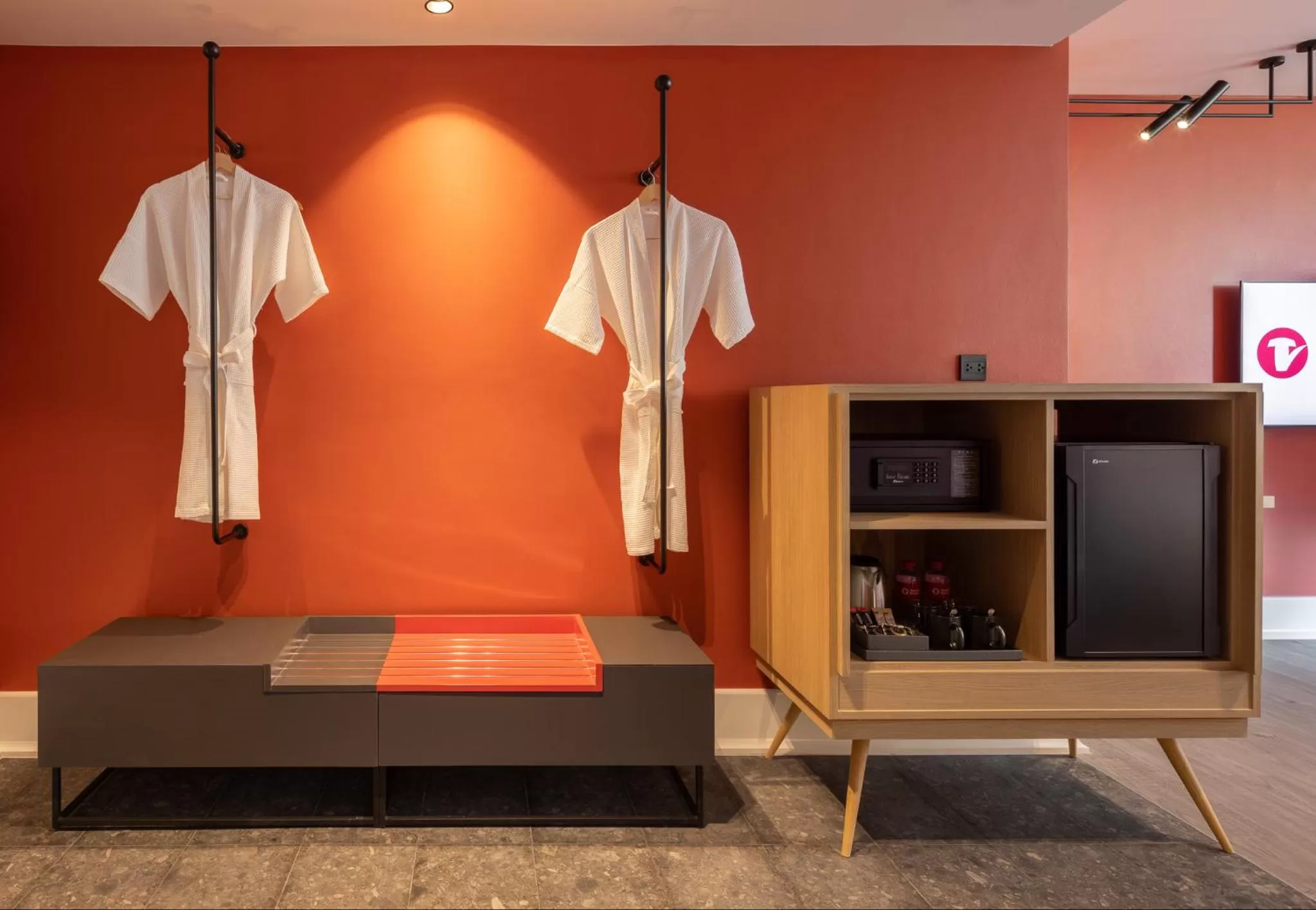 oven in Travelodge Nimman