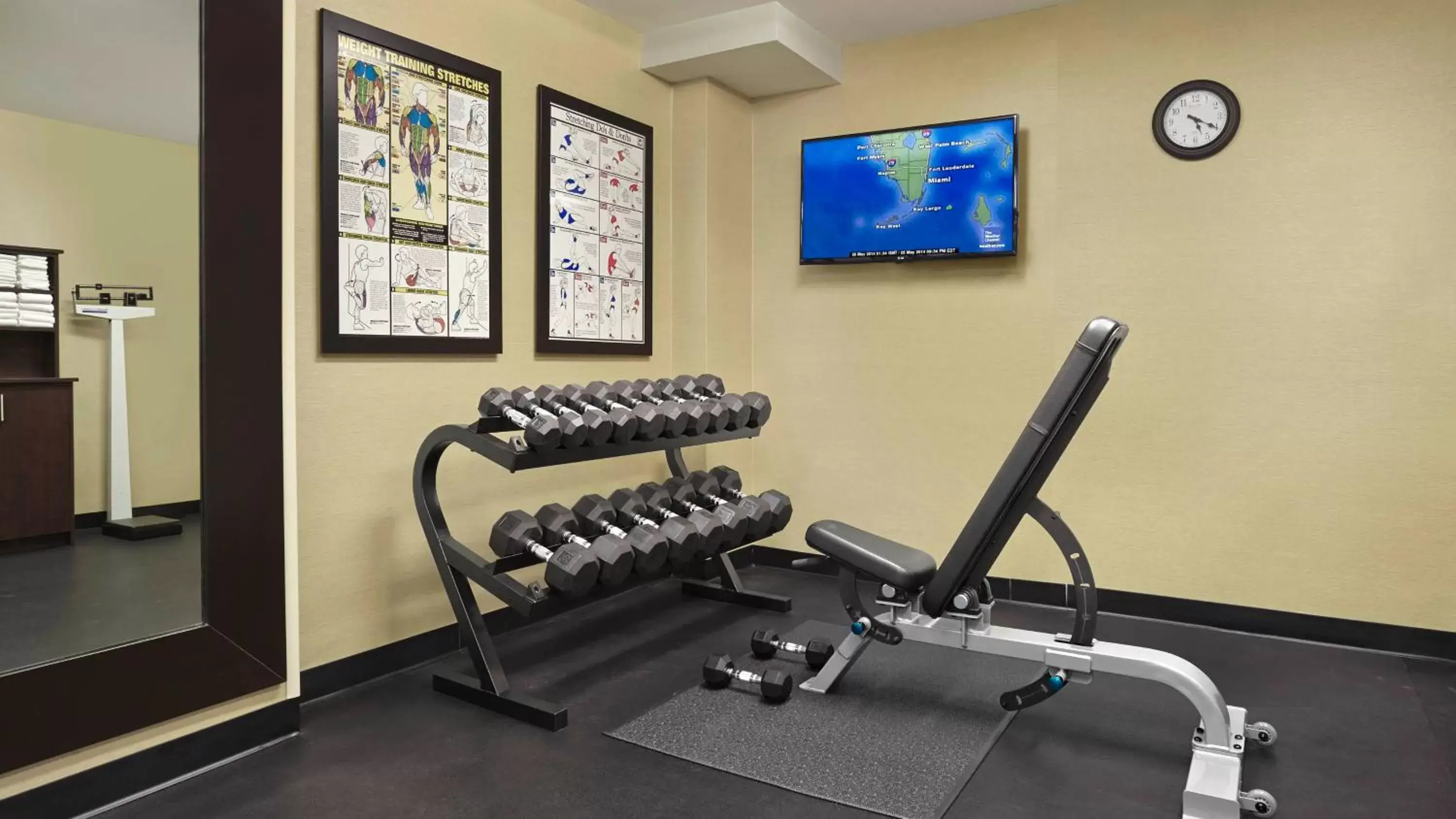 Fitness centre/facilities in Holiday Inn Express & Suites Naples Downtown - 5th Avenue by IHG Fitness centre/facilities in Holiday Inn Express & Suites Naples Downtown - 5th Avenue by IHG