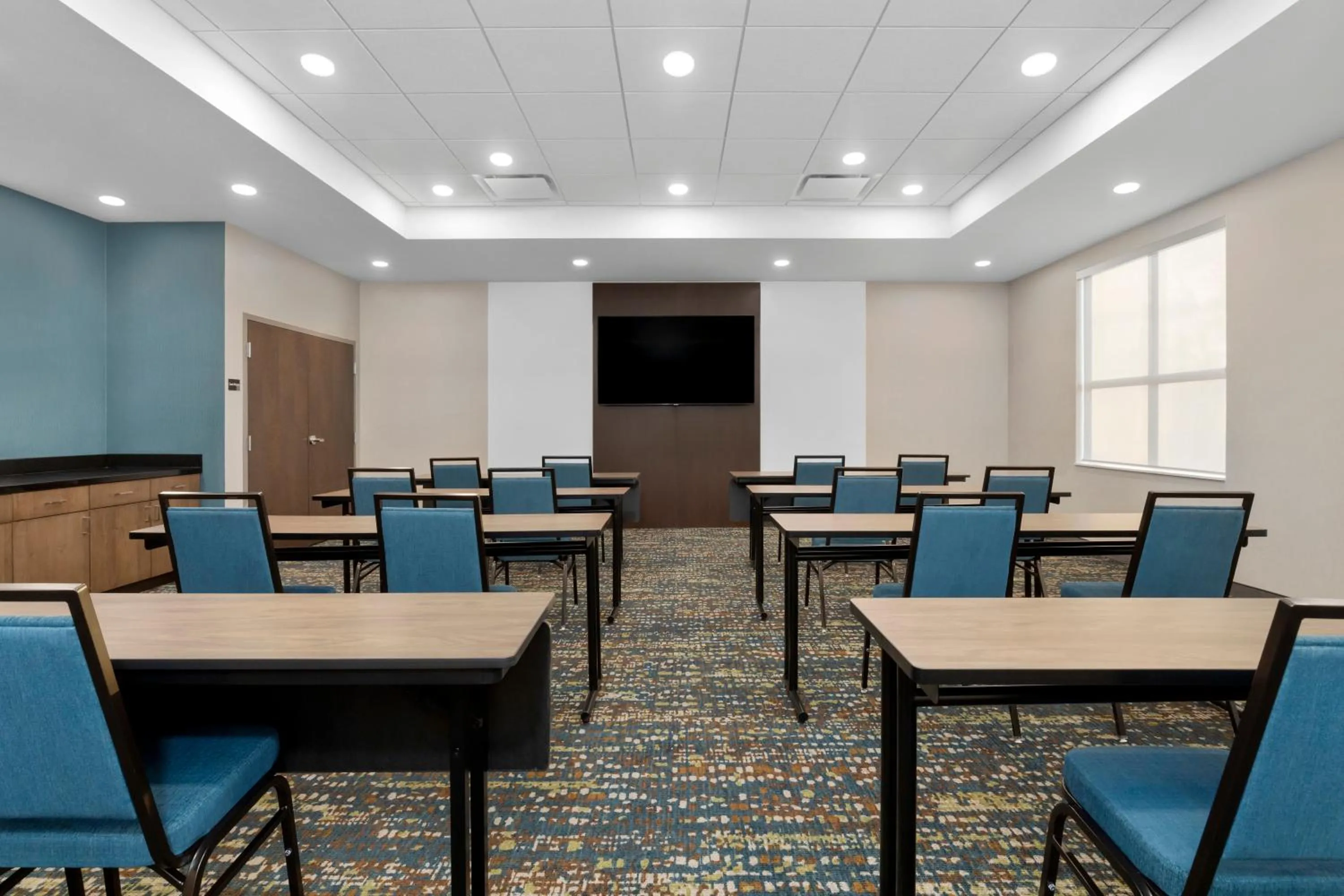 Banquet/Function facilities in Hampton Inn By Hilton Cornwall