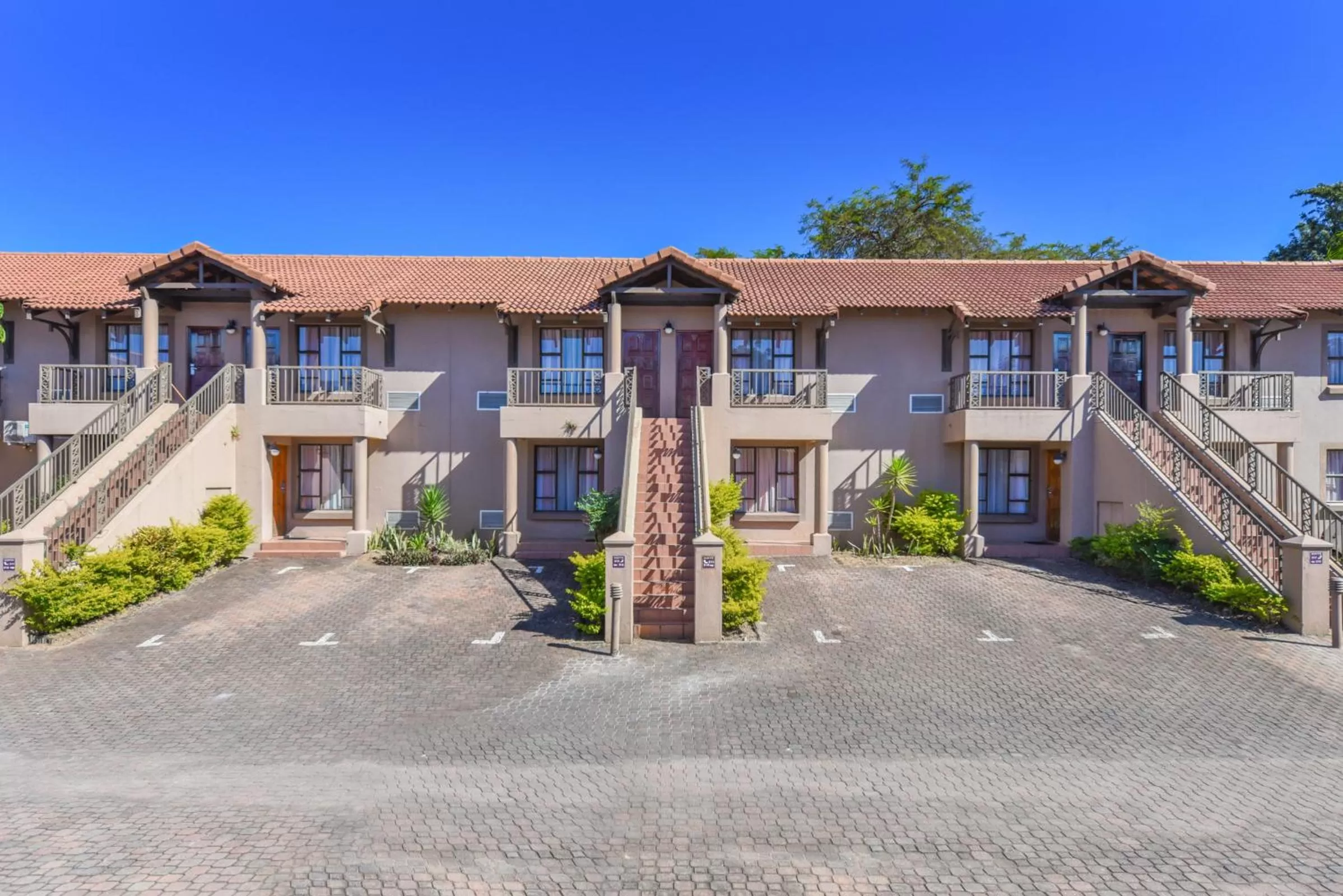 Property building in Mercure Hotel Nelspruit