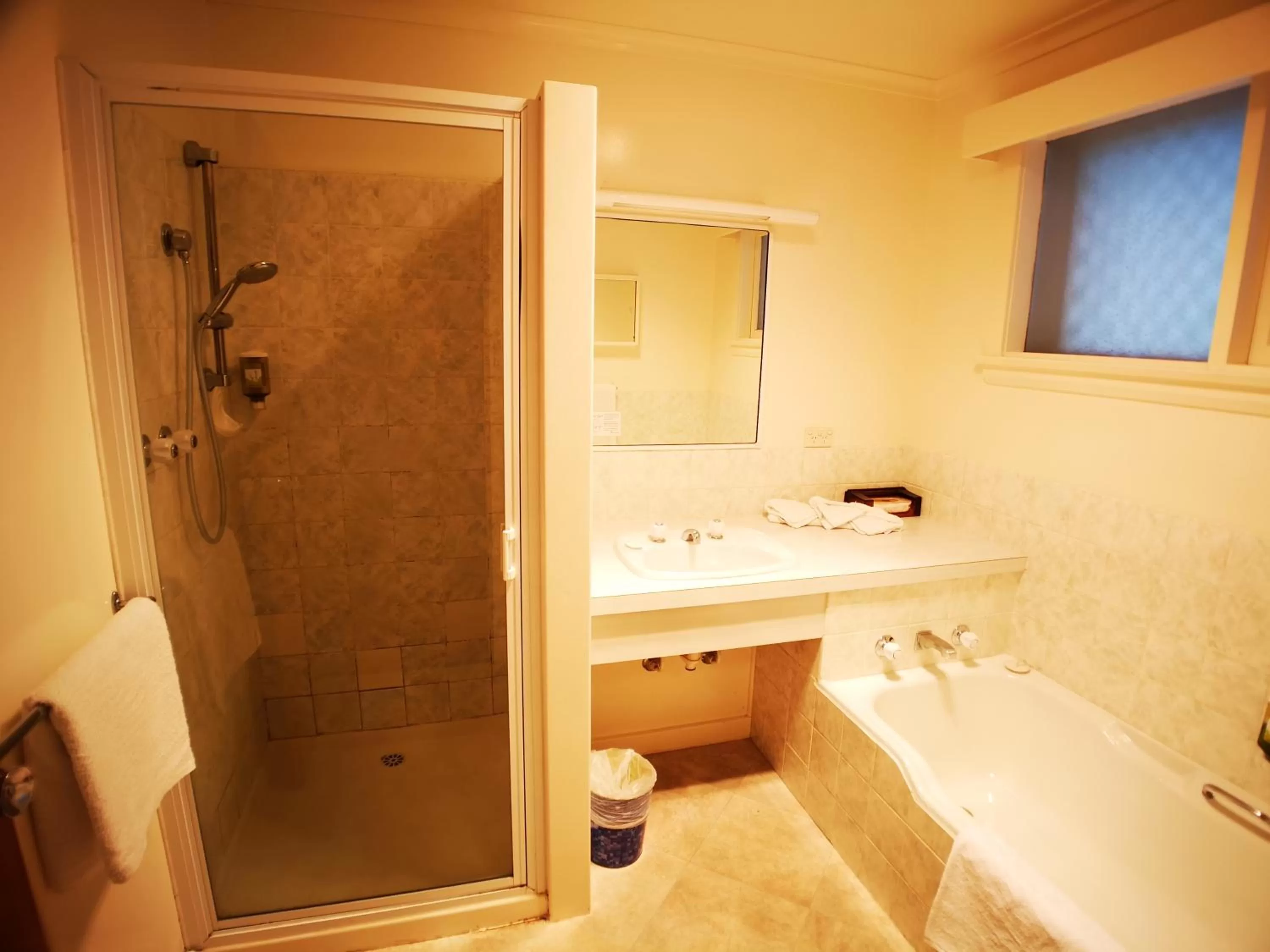 Motel Mayfair on Cavell