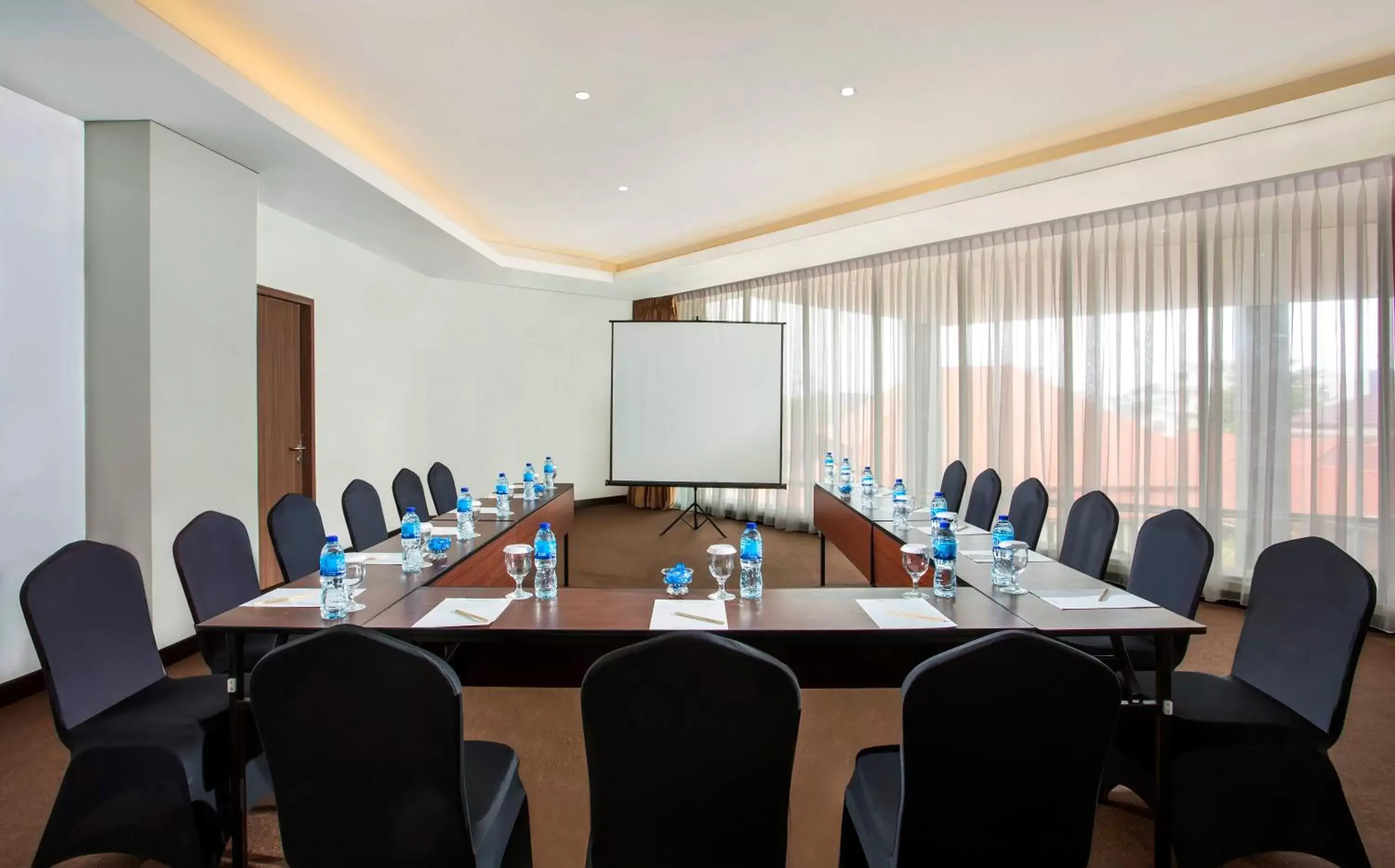 Business facilities in Swiss-Belhotel Pangkalpinang