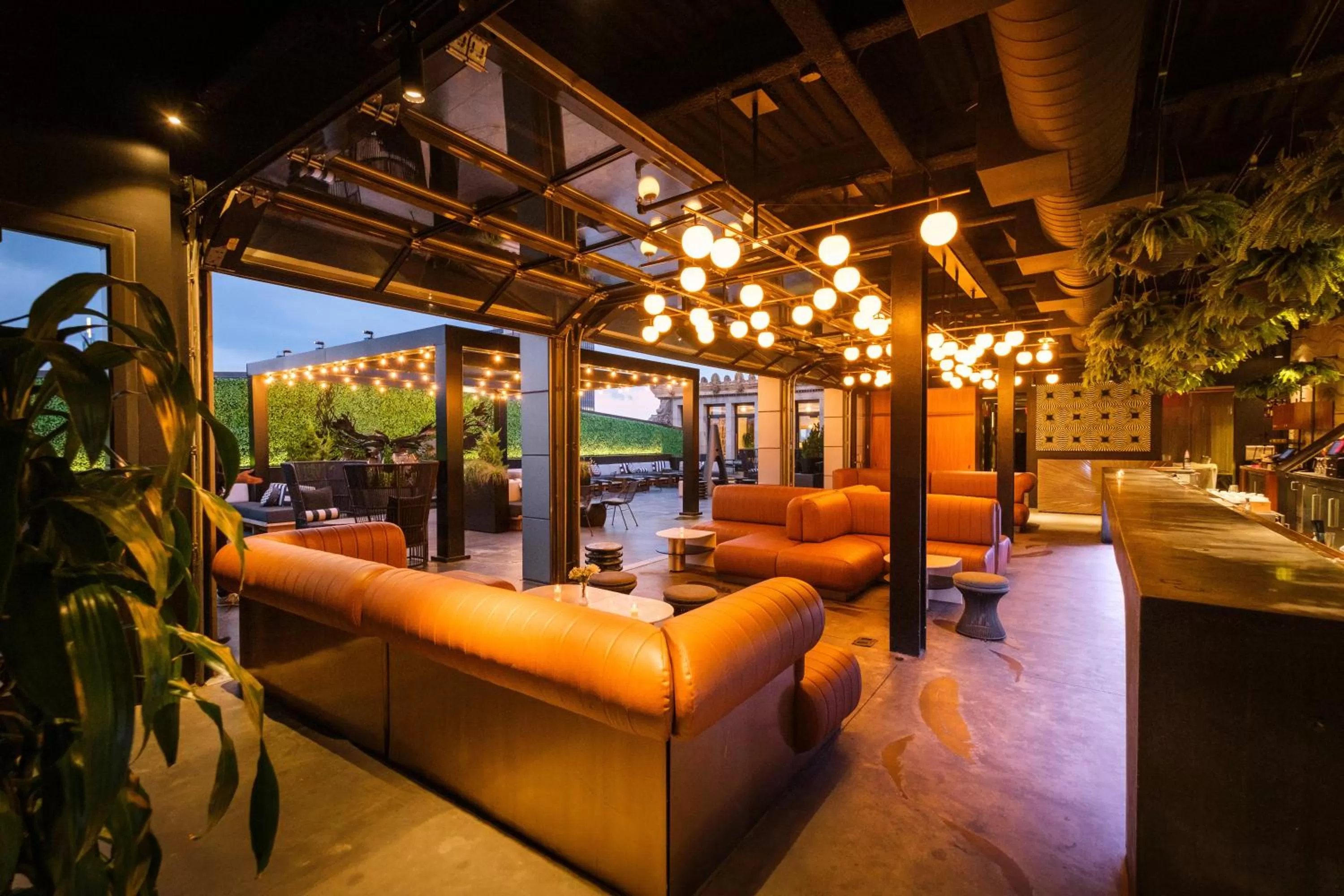 Restaurant/places to eat in Kimpton Hotel Monaco Philadelphia by IHG