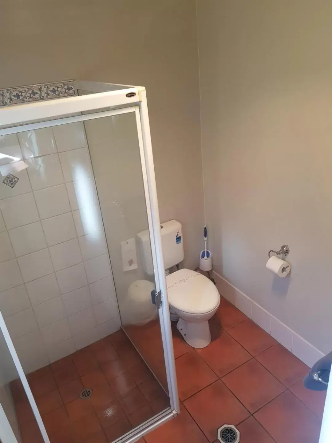 Double or Twin Room in Asters On James Motor Inn Double or Twin Room in Asters On James Motor Inn