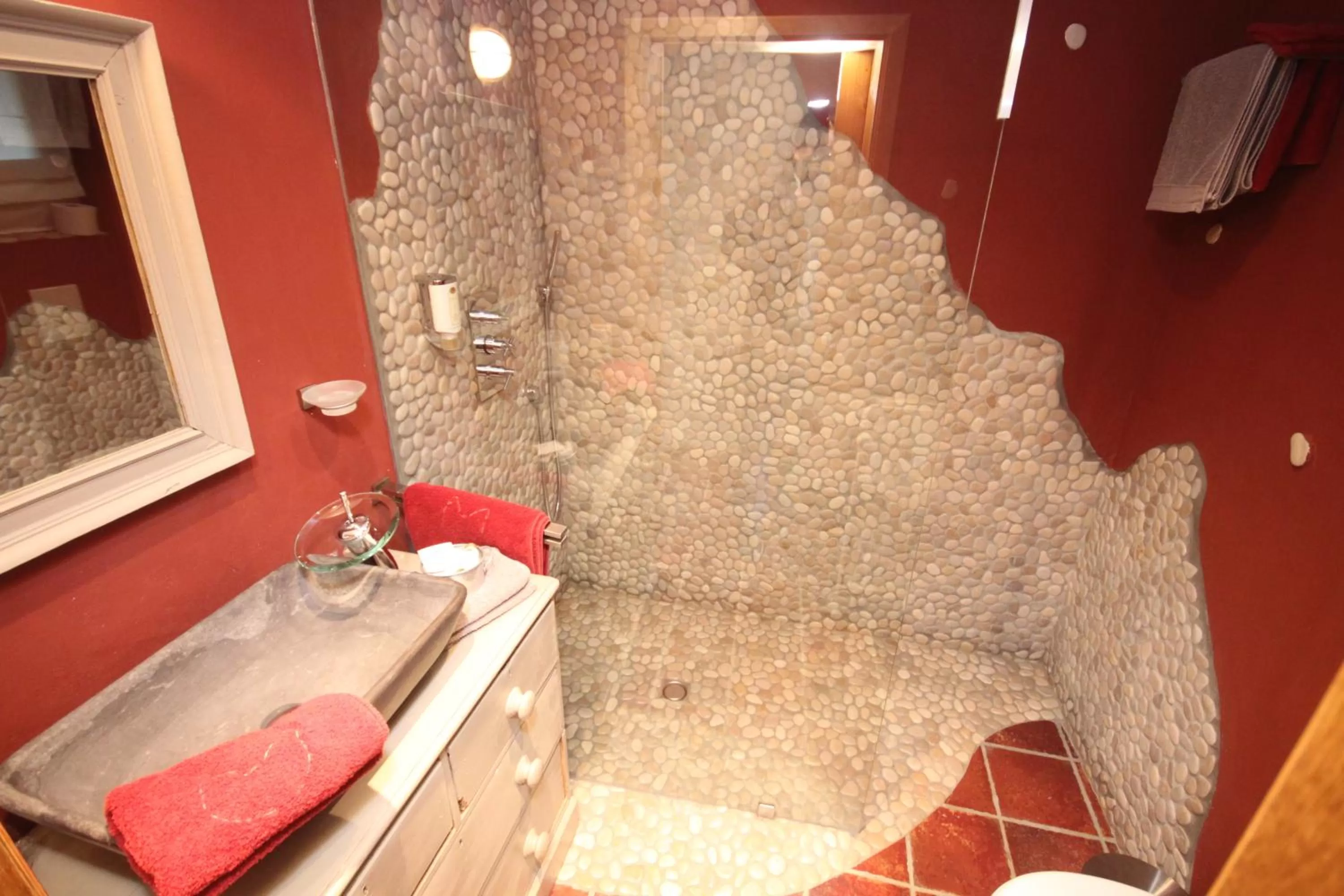 Double Room with Garden View in Comme à la Ferme