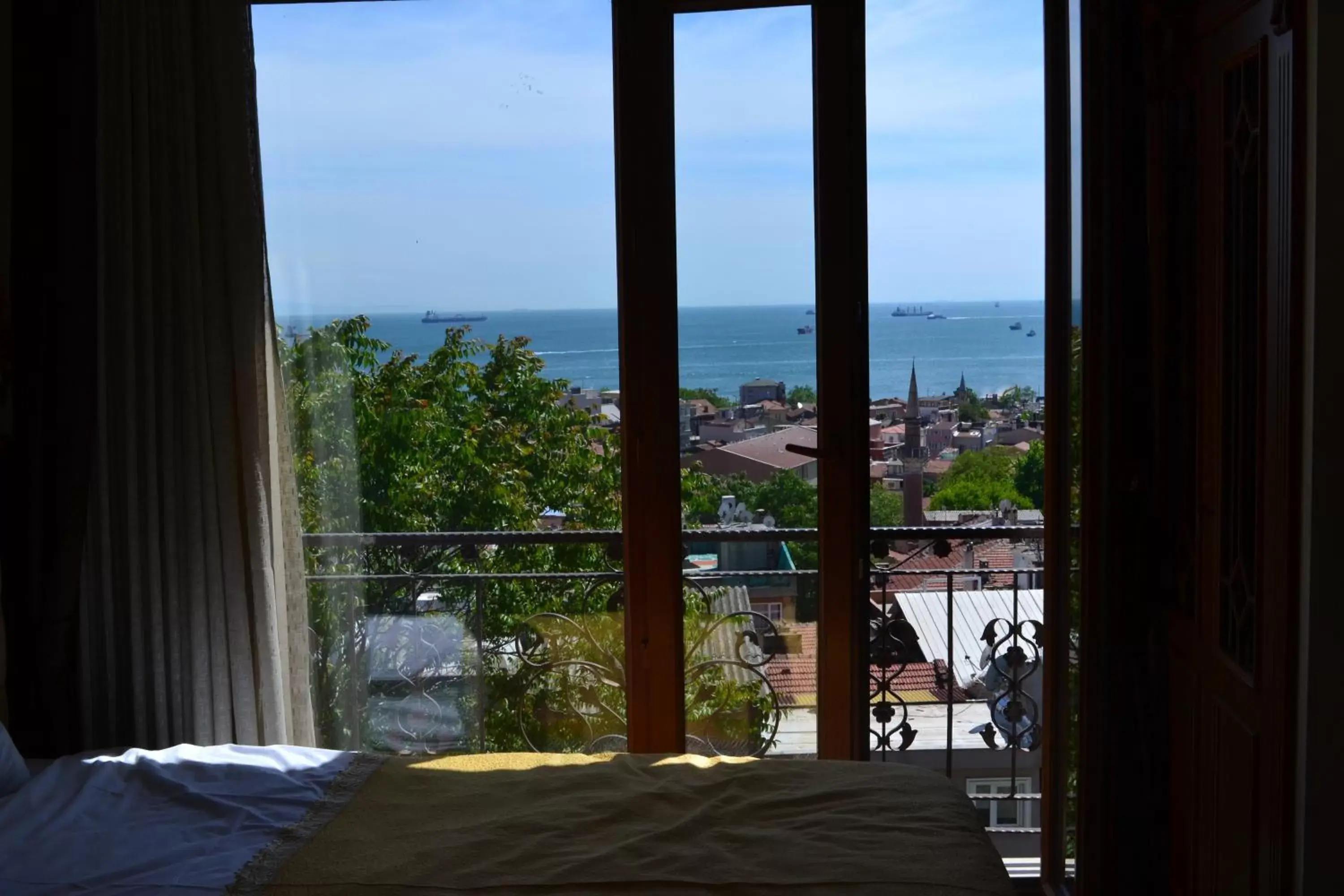 Triple Room with Sea View in Blue Istanbul Hotel