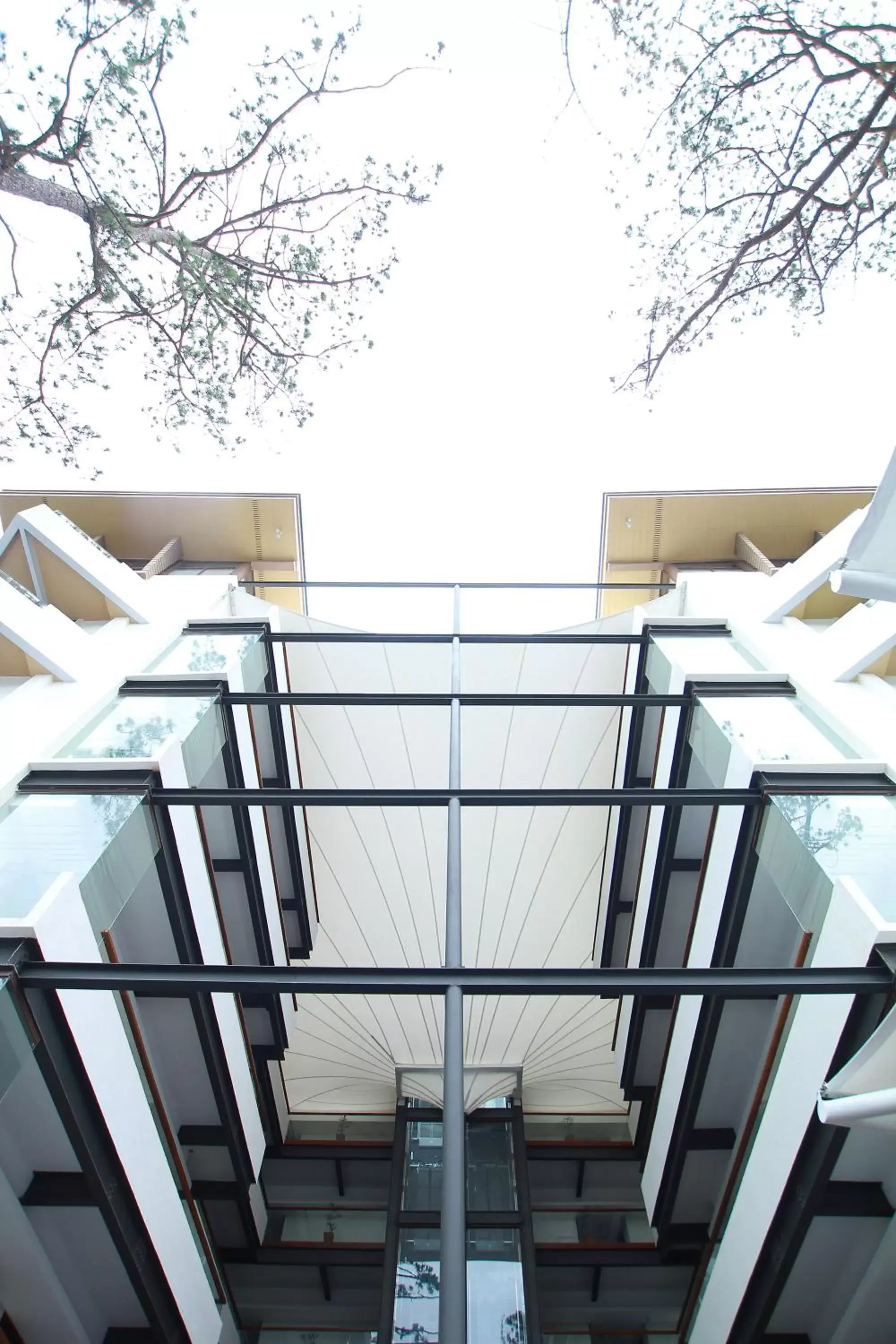 Facade/entrance, Balcony/Terrace in Grand Sierra Pines Hotel