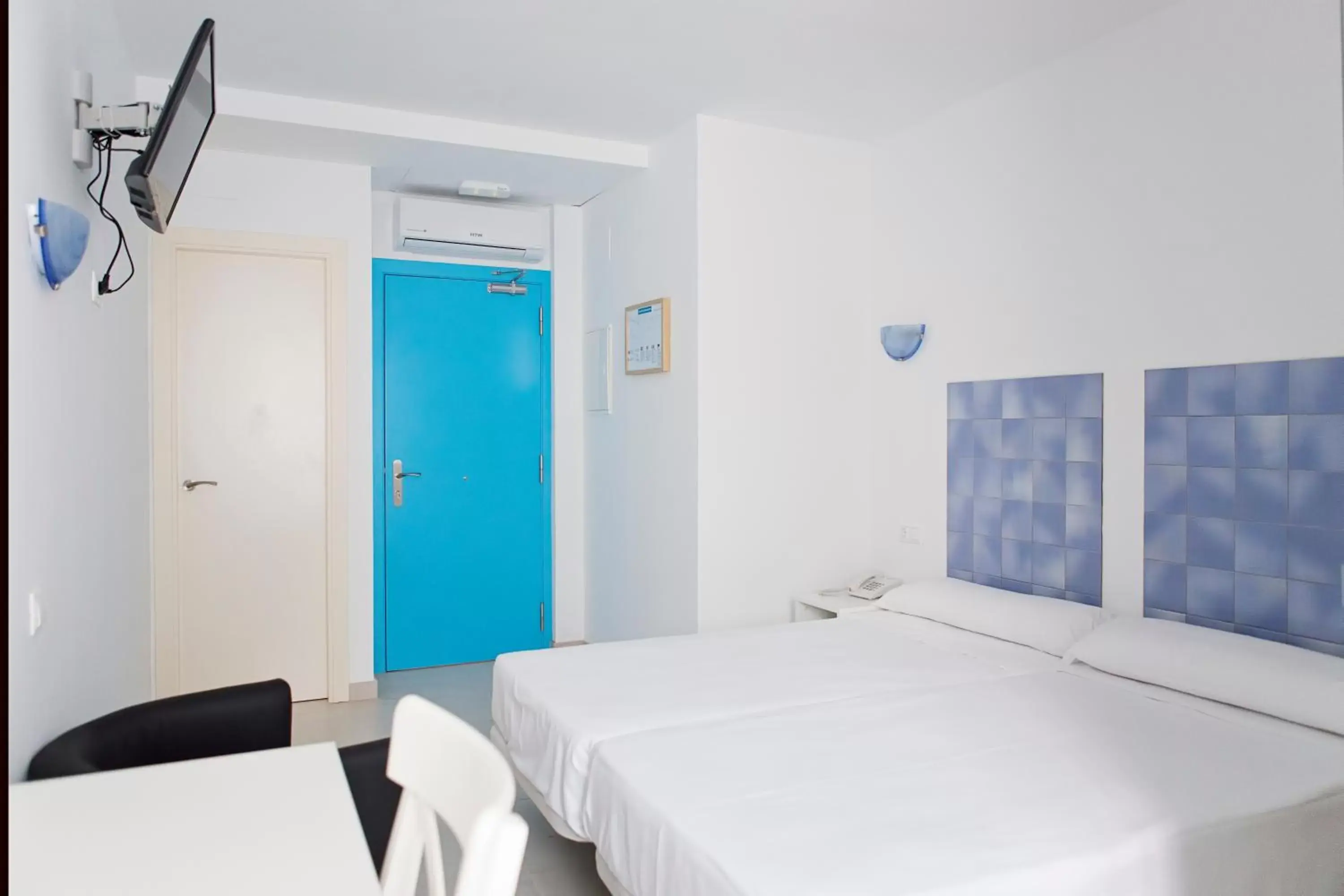Bedroom, Room Photo in Hotel Eliseos