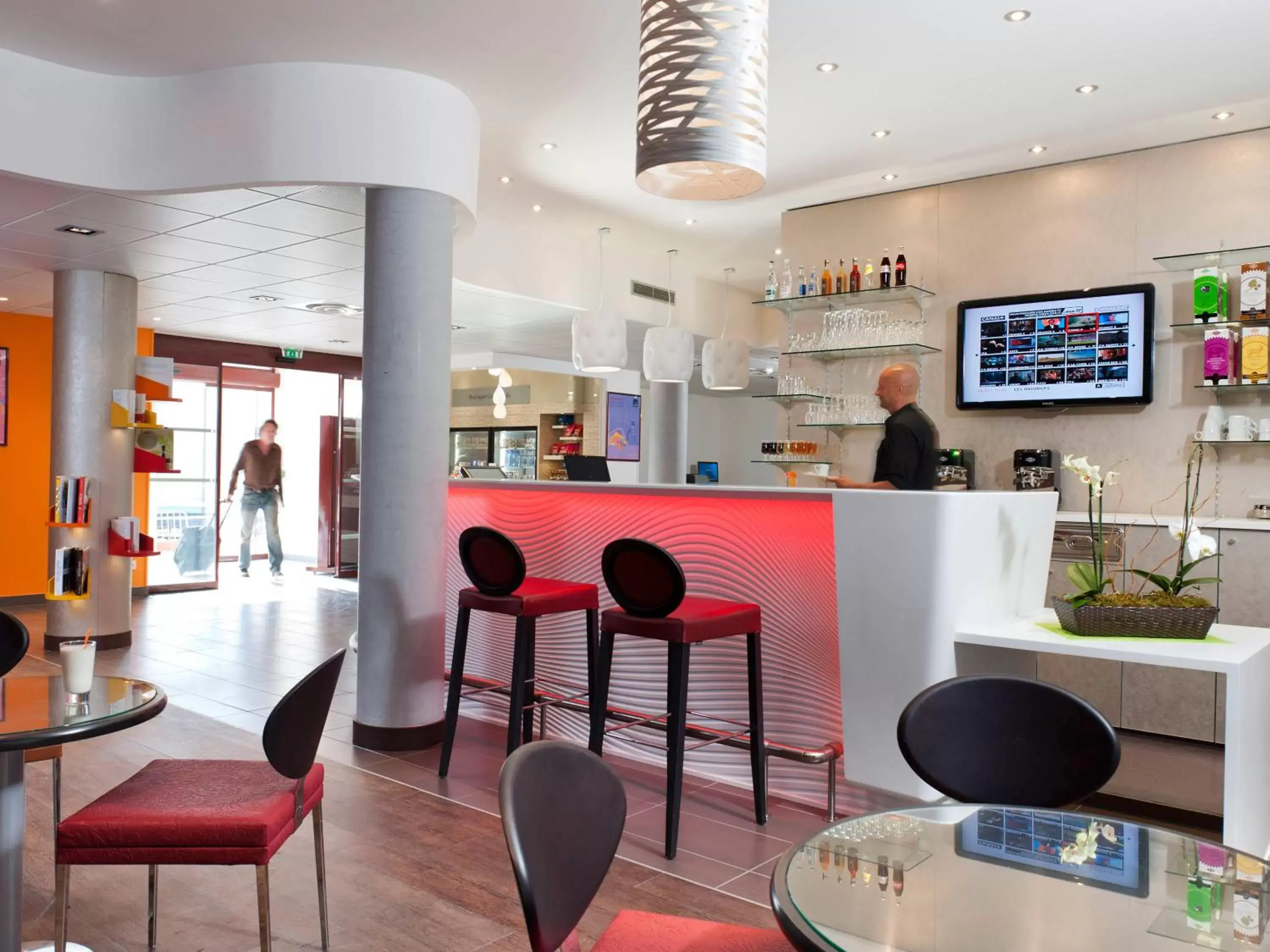 Lobby or reception, Lobby/Reception in Novotel Suites Perpignan Centre