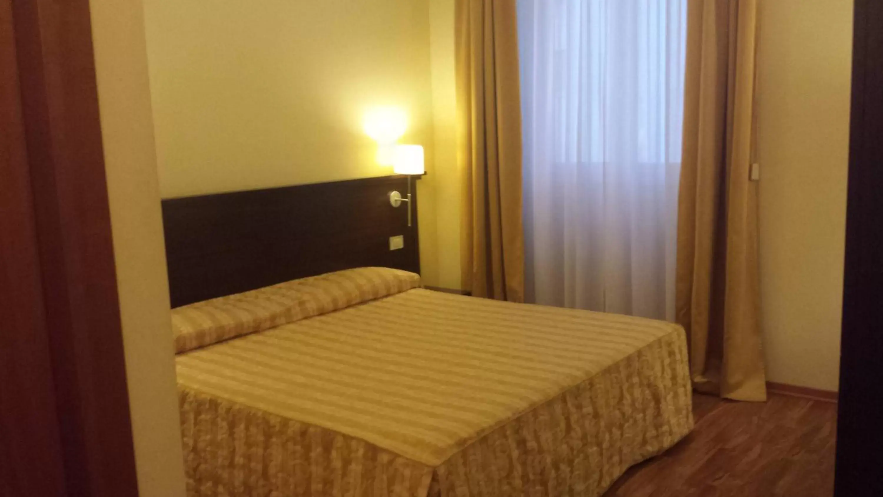 Bed in Hotel Due Colonne