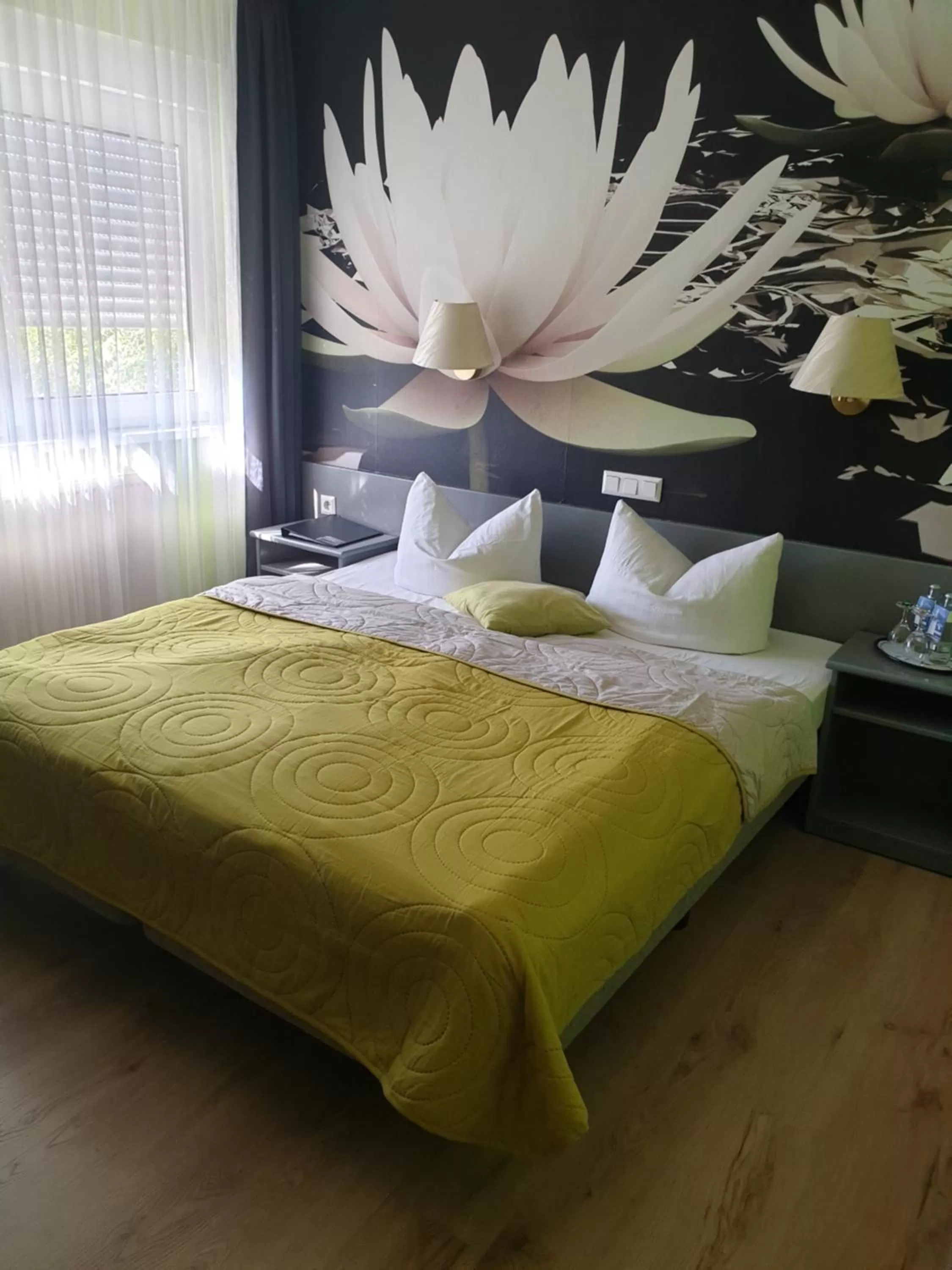 Photo of the whole room, Bed in Hotel Zur Fichtenbreite -Garni-