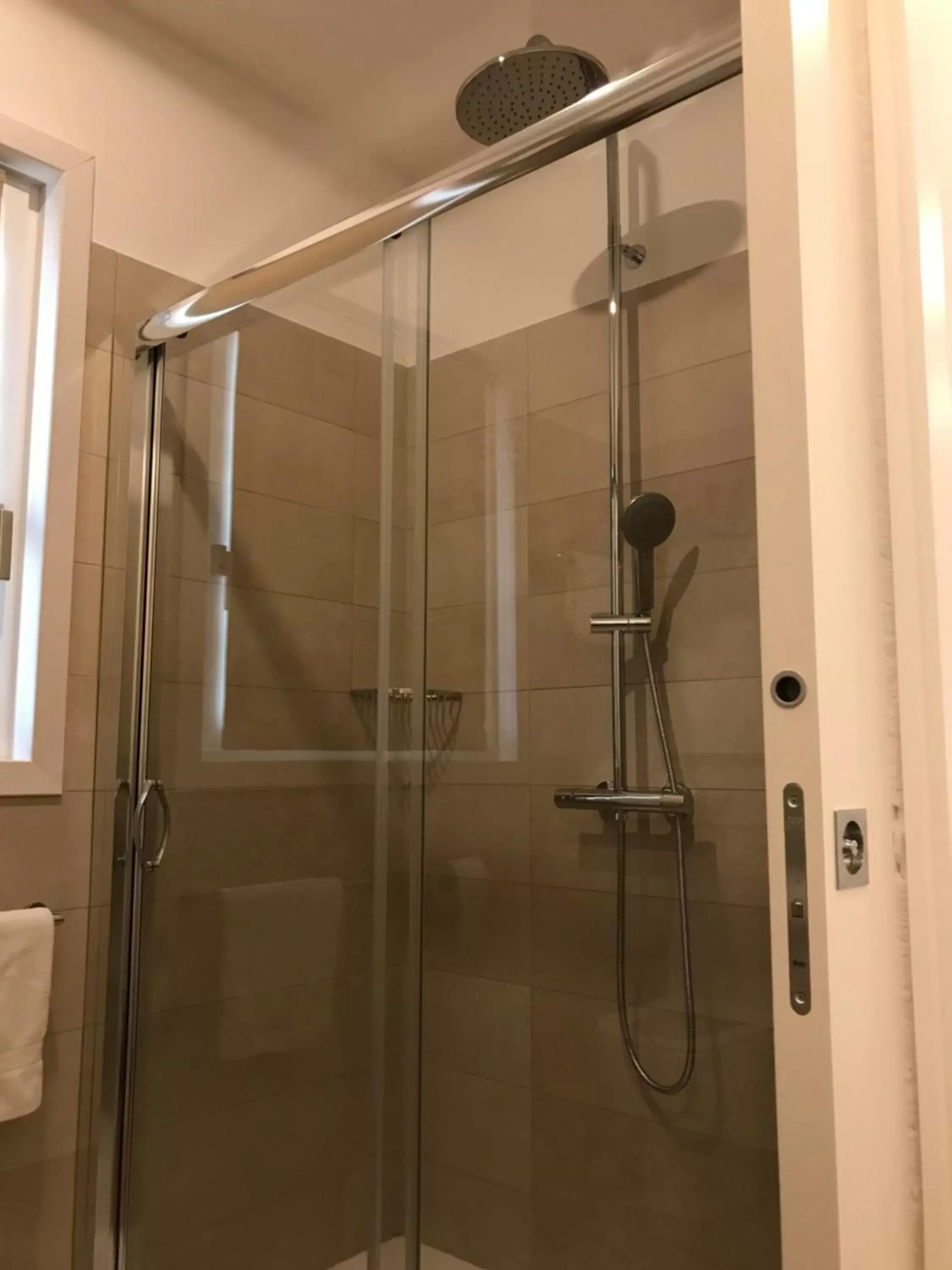 Shower, Bathroom in Bed & Wellness Fisterre