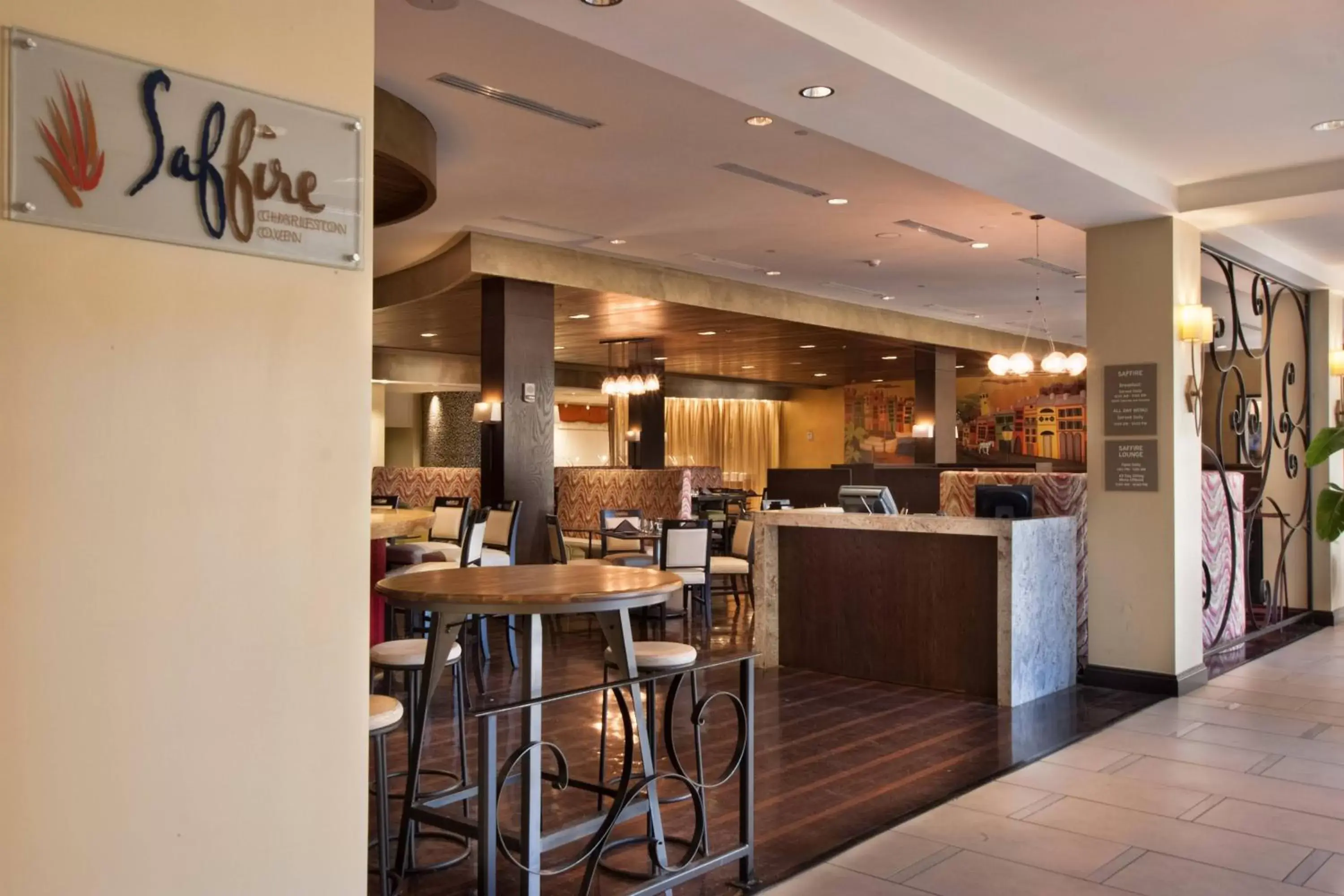 Restaurant/Places to Eat in Charleston Marriott