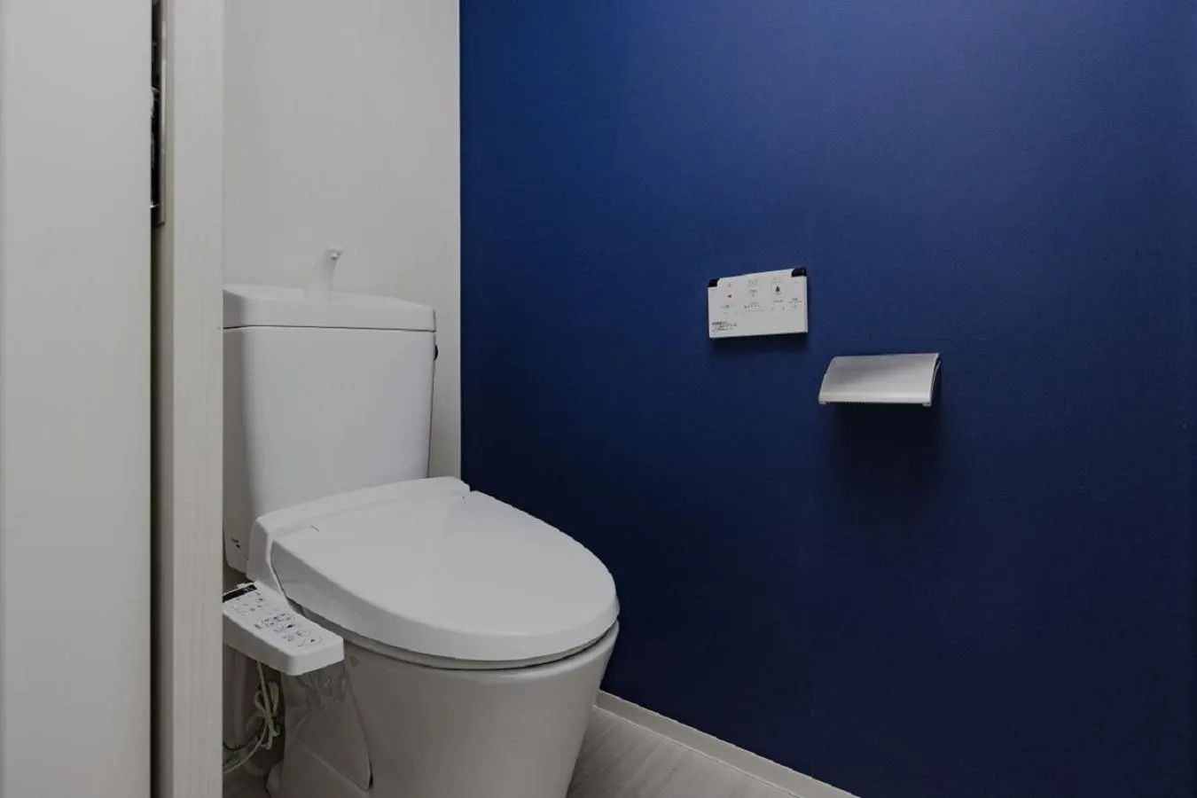 Toilet in Folio Sakura Shinsaibashi Osaka by Banyan Group