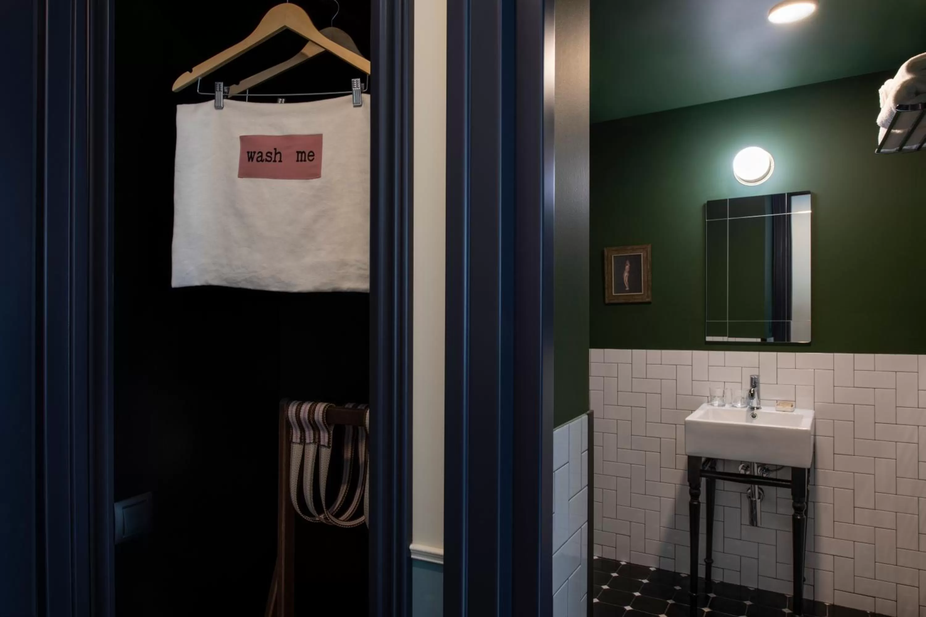 Bathroom in Communal Hotel Plekhanovi