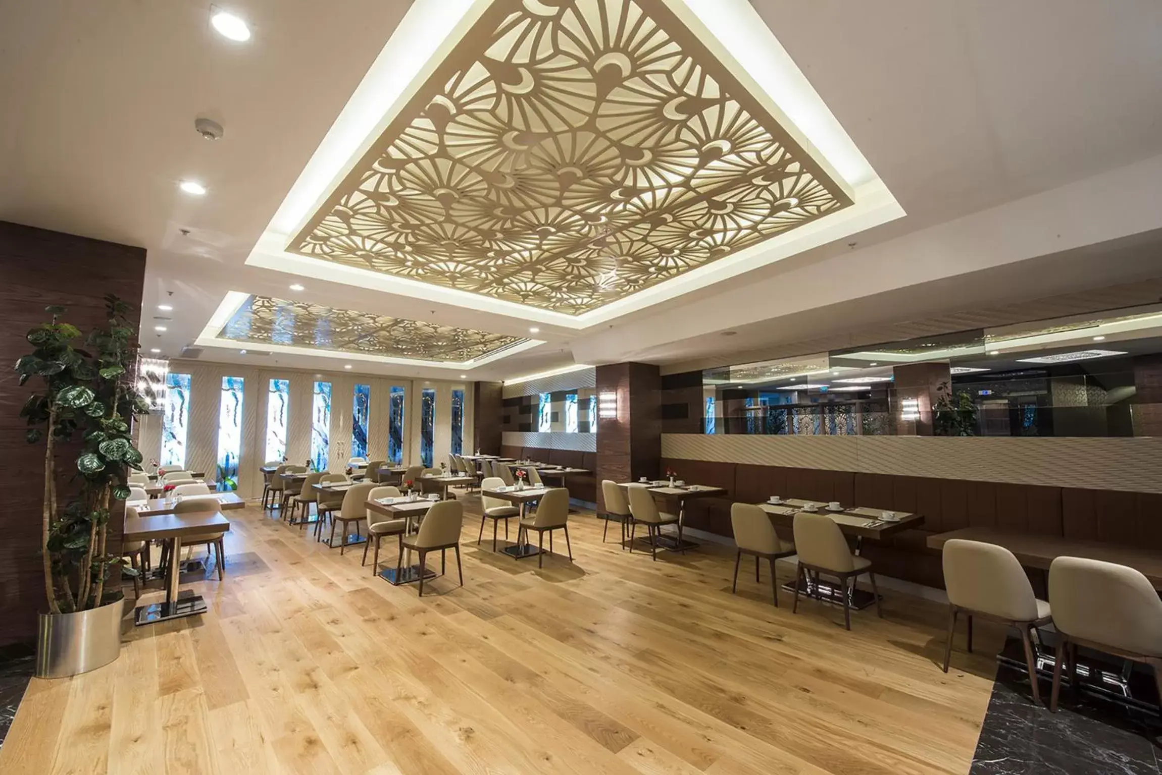 Buffet breakfast, Restaurant/Places to Eat in Ramada by Wyndham Gemli̇k