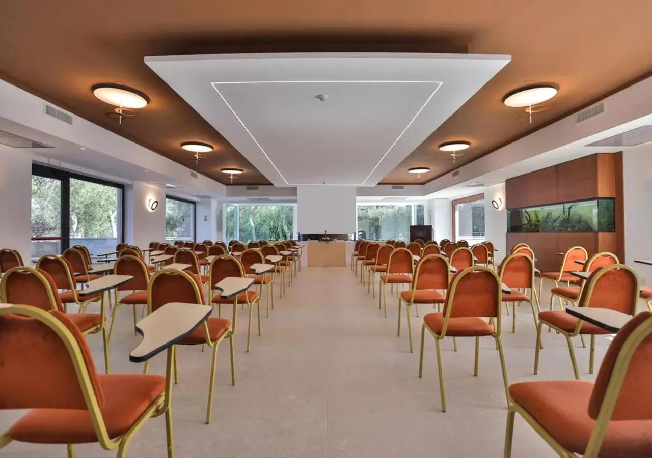 Meeting/conference room, Restaurant/Places to Eat in Hotel Hermitage