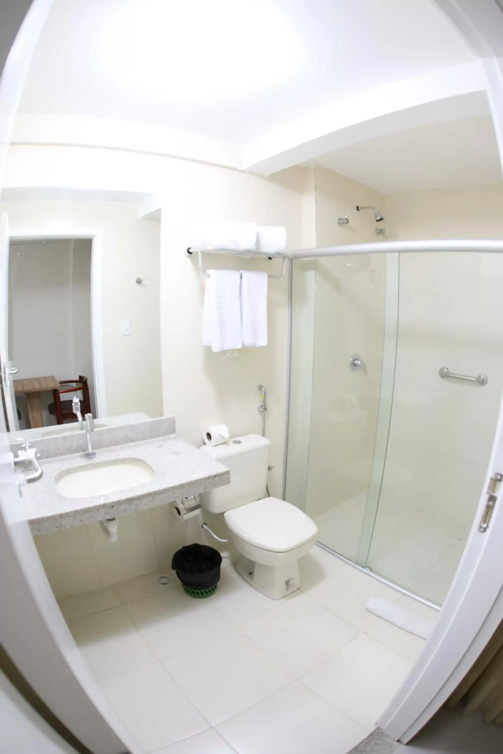 Shower, Bathroom in Real Praia Hotel