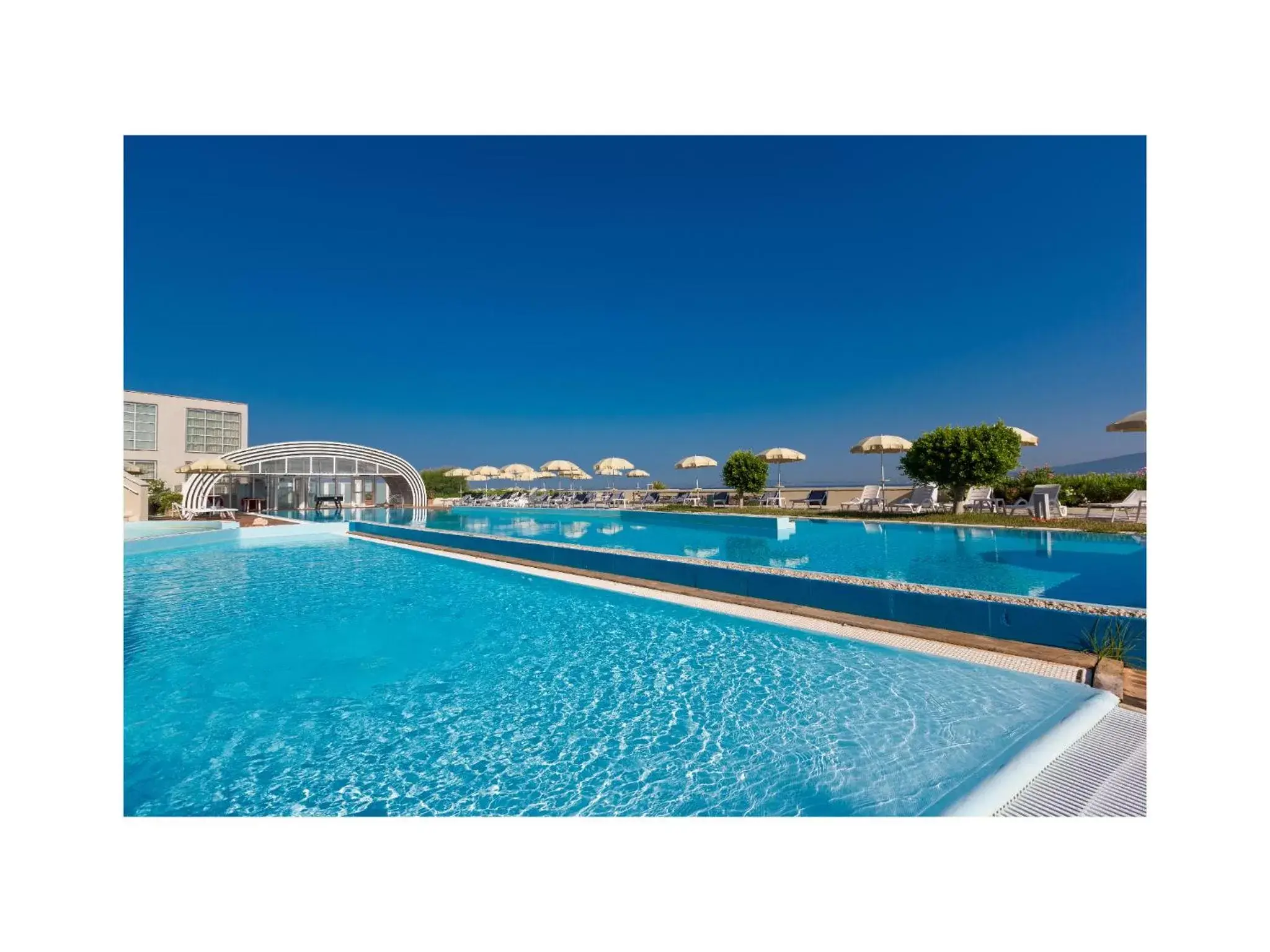 Swimming Pool in Towers Hotel Stabiae Sorrento Coast