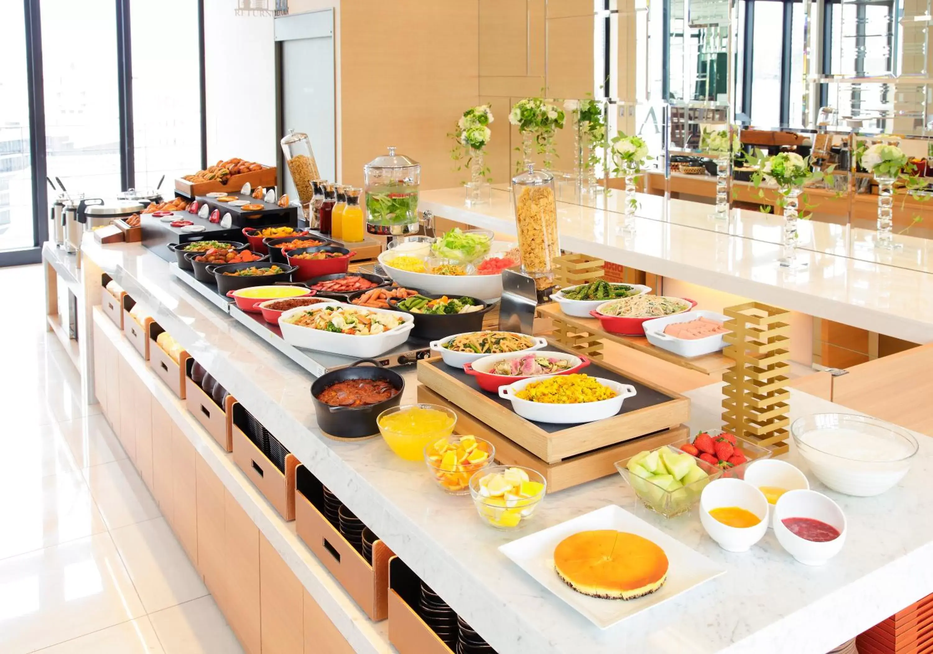 Buffet breakfast, Breakfast in Candeo Hotels Kobe Tor Road