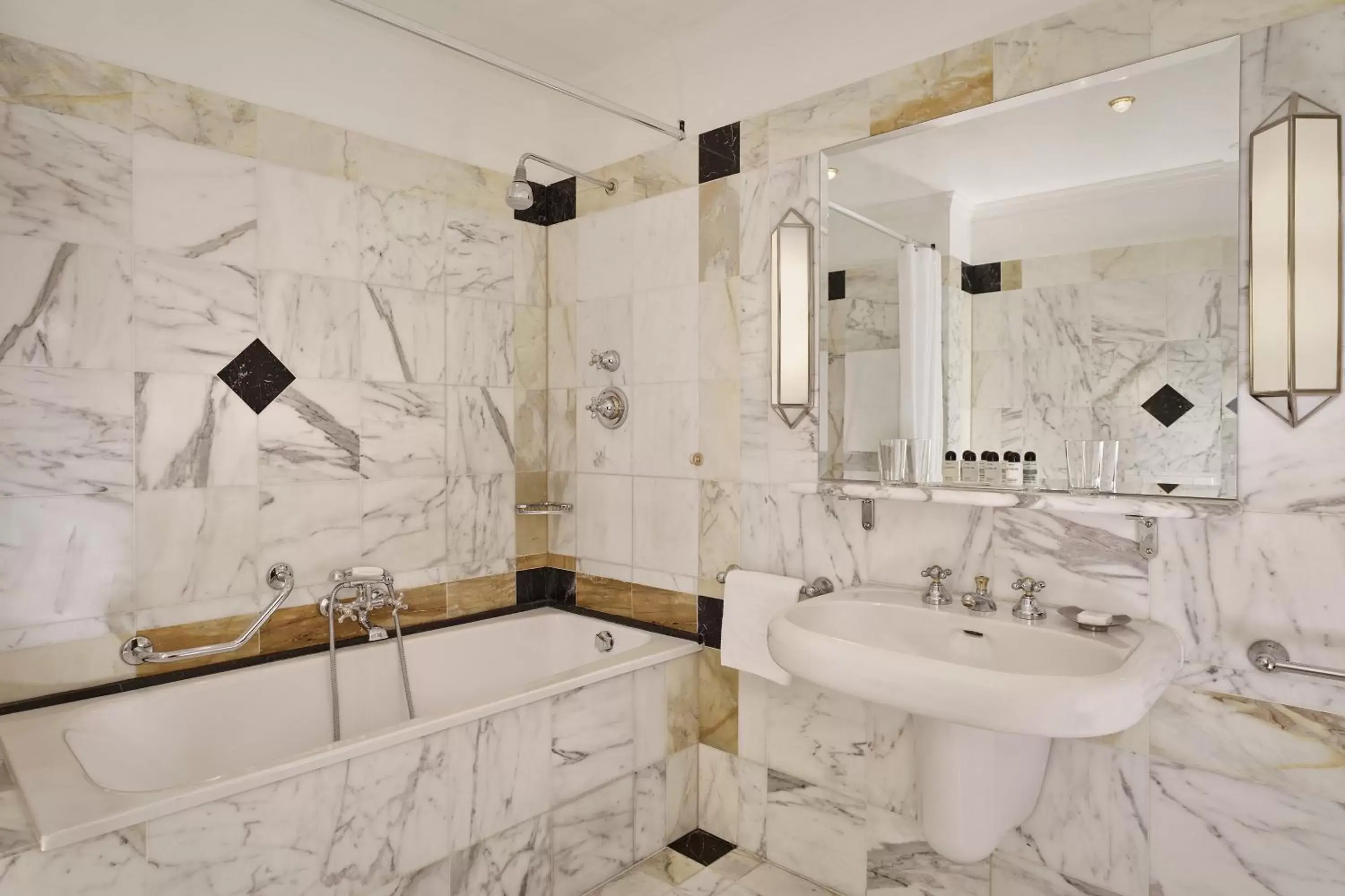 Bathroom in Hotel Bristol, a Luxury Collection Hotel, Vienna