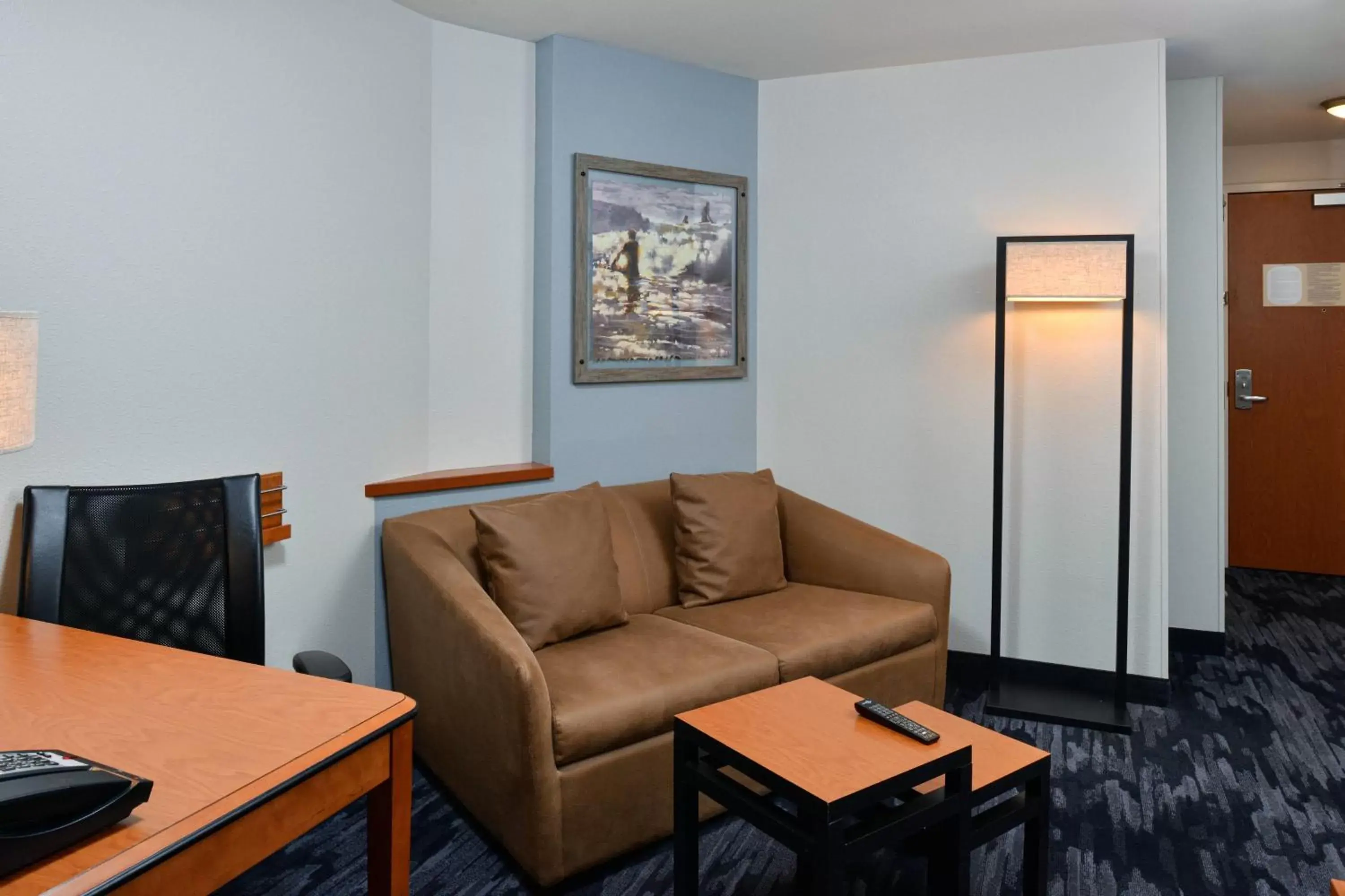 Living room, Seating Area in Fairfield Inn & Suites Santa Cruz - Capitola