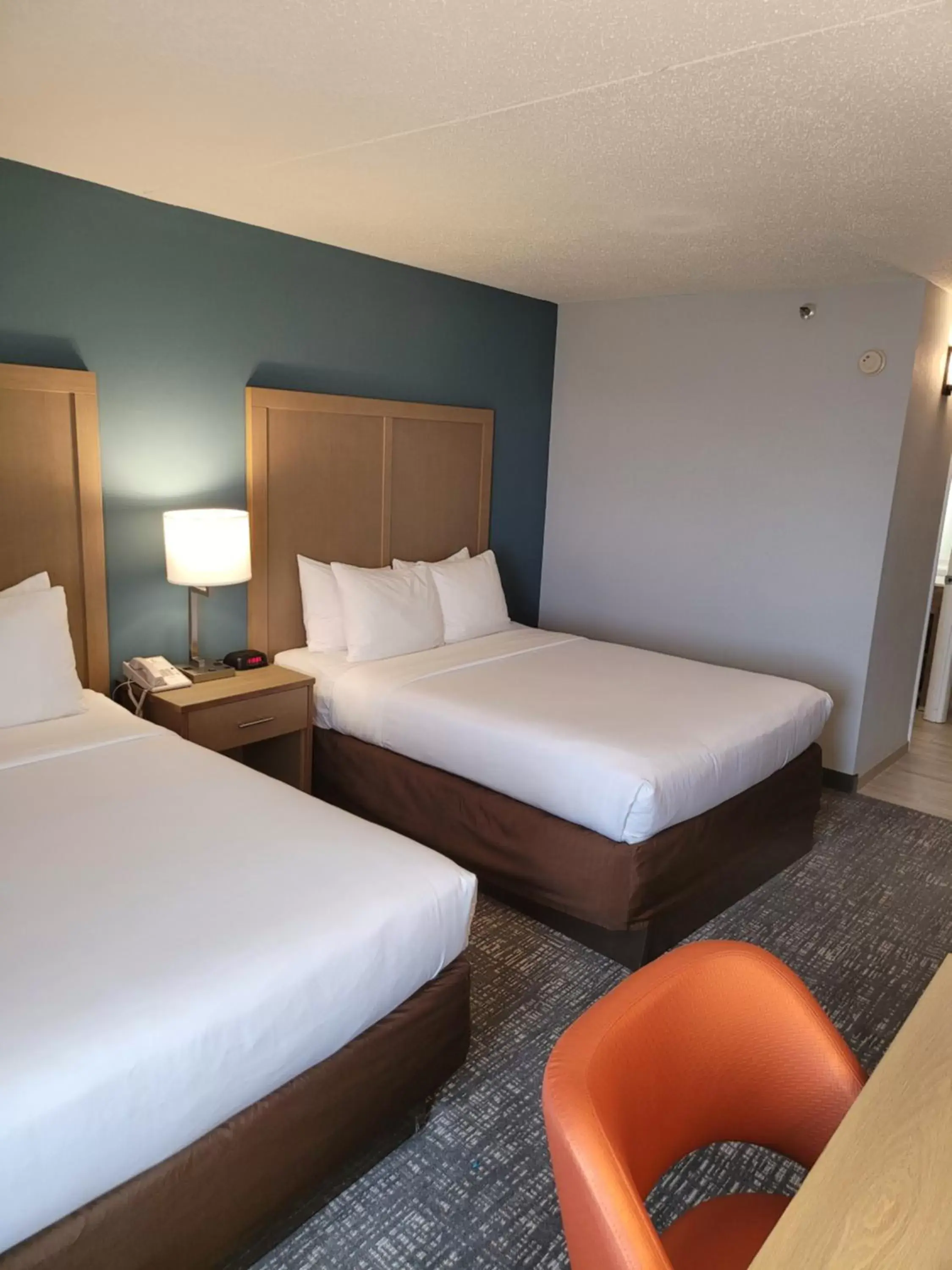 Bedroom, Bed in Comfort Inn & Suites Alexandria West